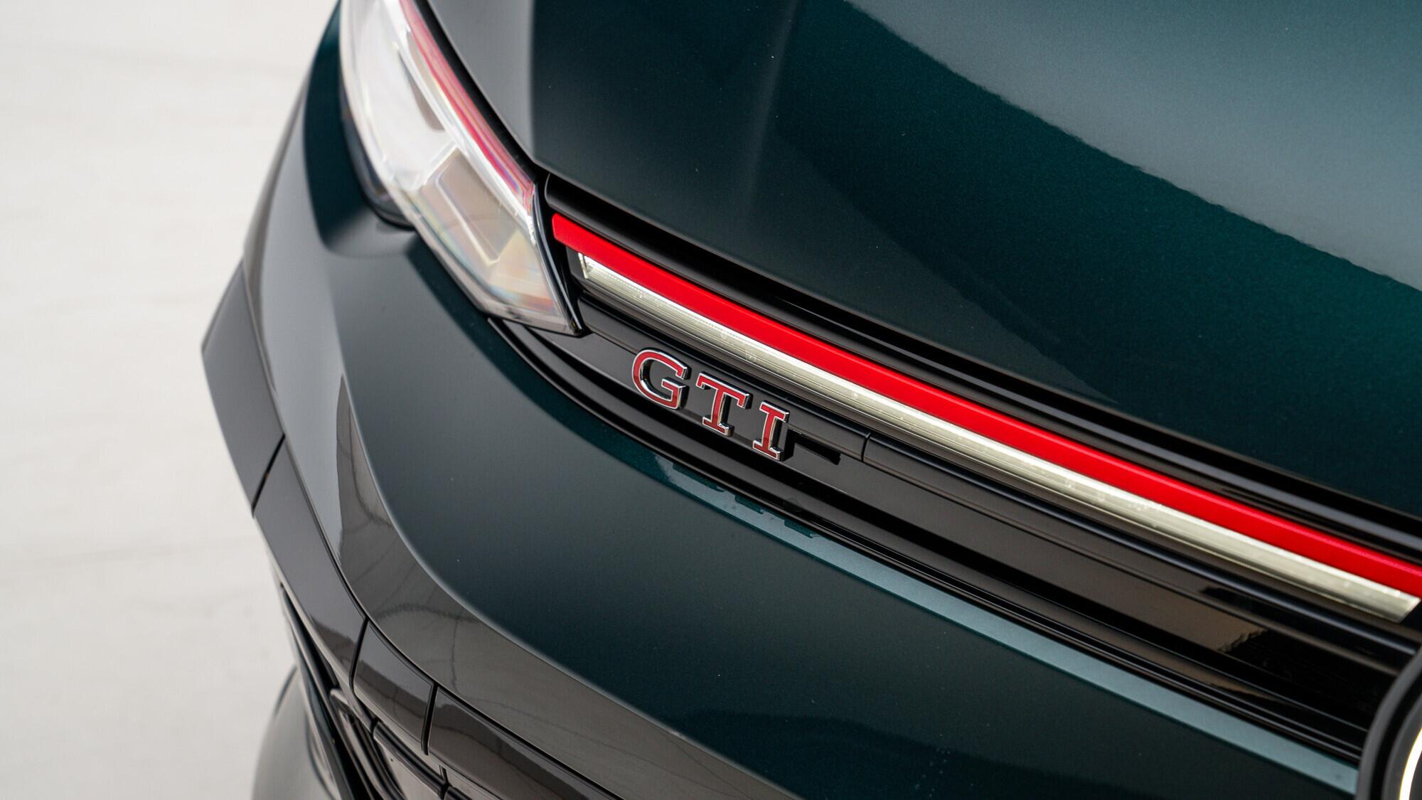Volkswagen Golf view 16