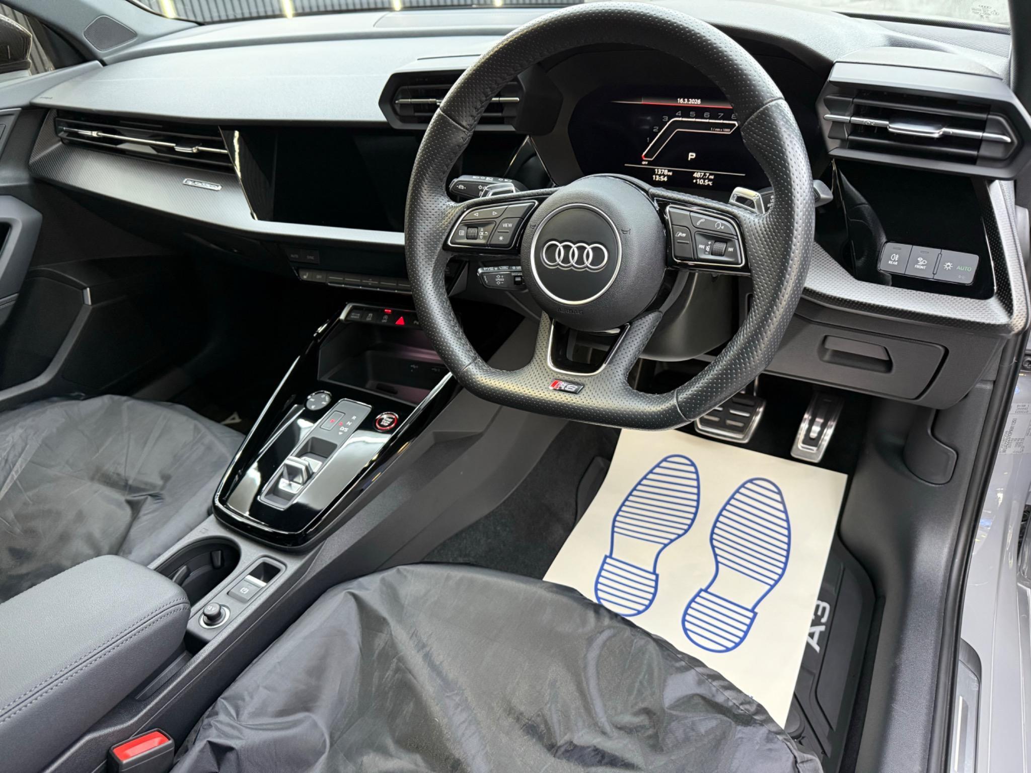 Audi RS3 view 4