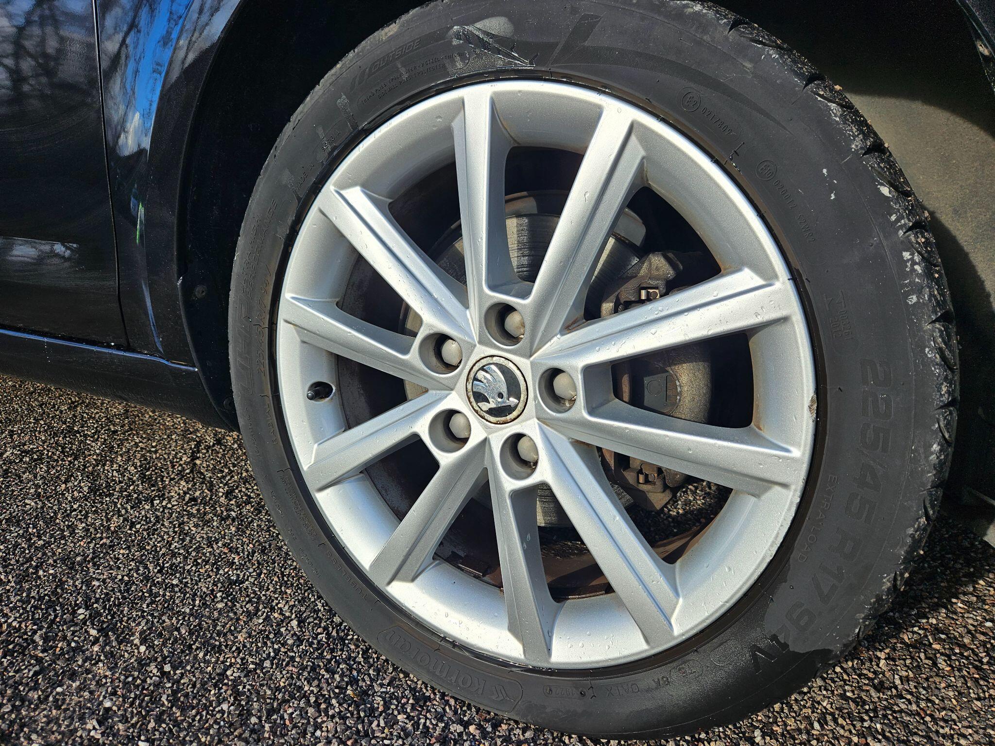 2015 Skoda Octavia image 54