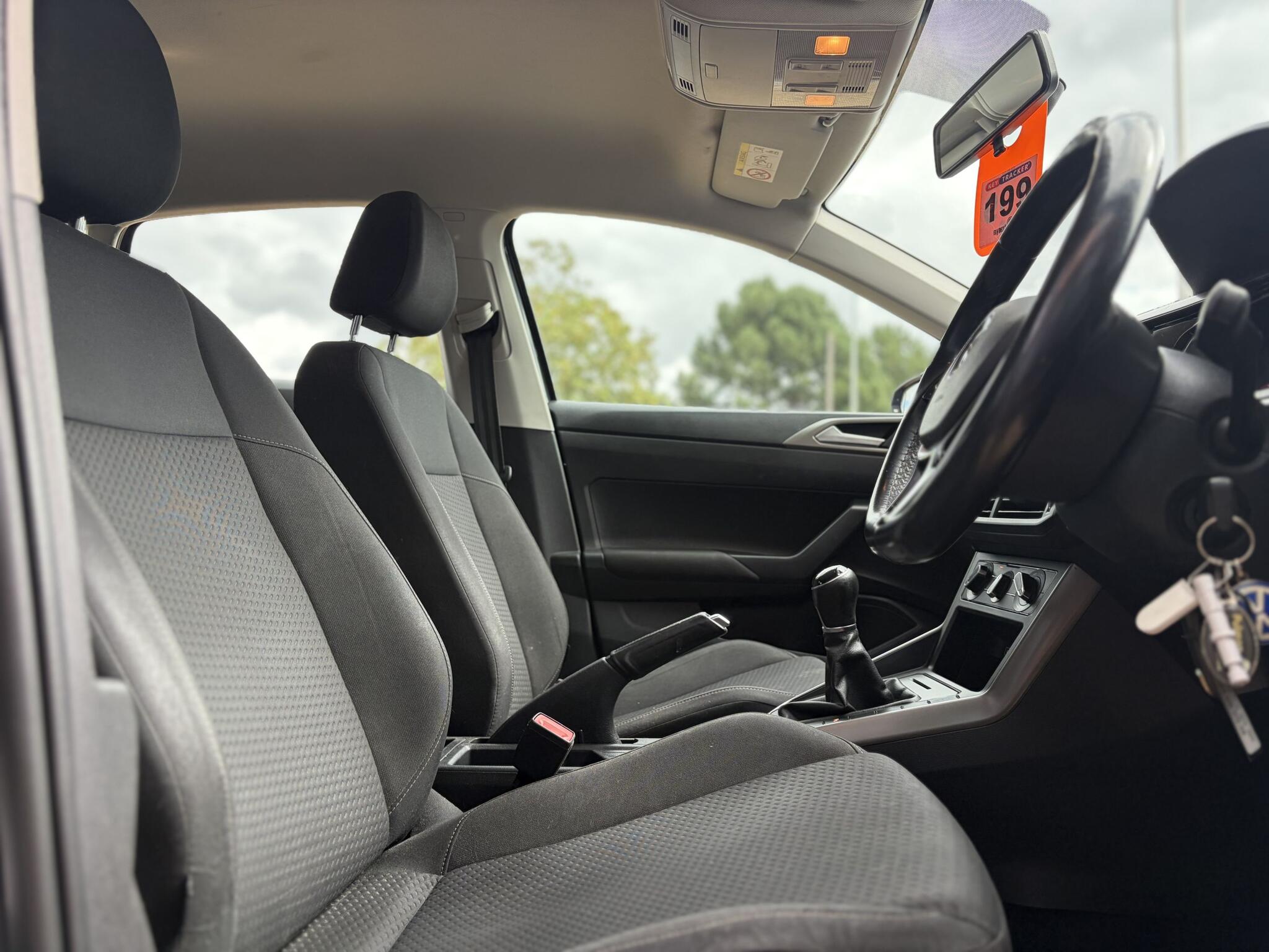 Volkswagen Polo view 12