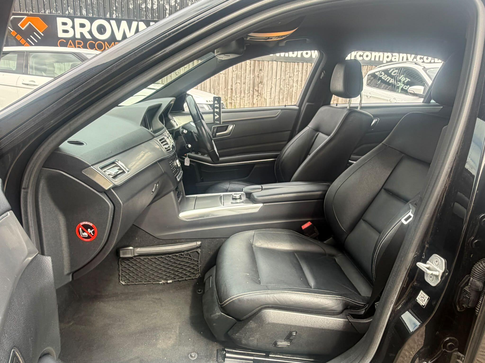 Mercedes-Benz E Class view 18