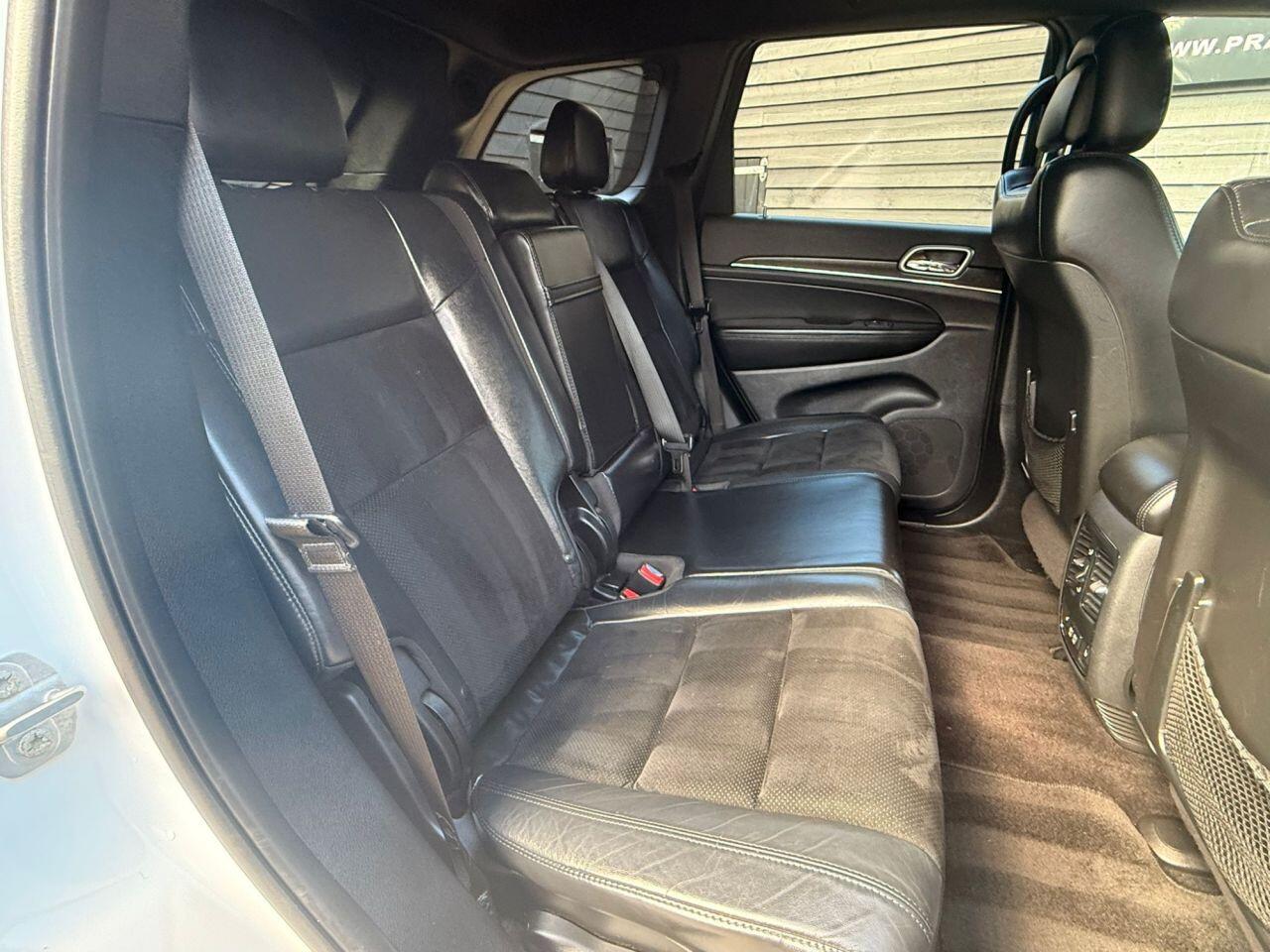Jeep Grand Cherokee view 14
