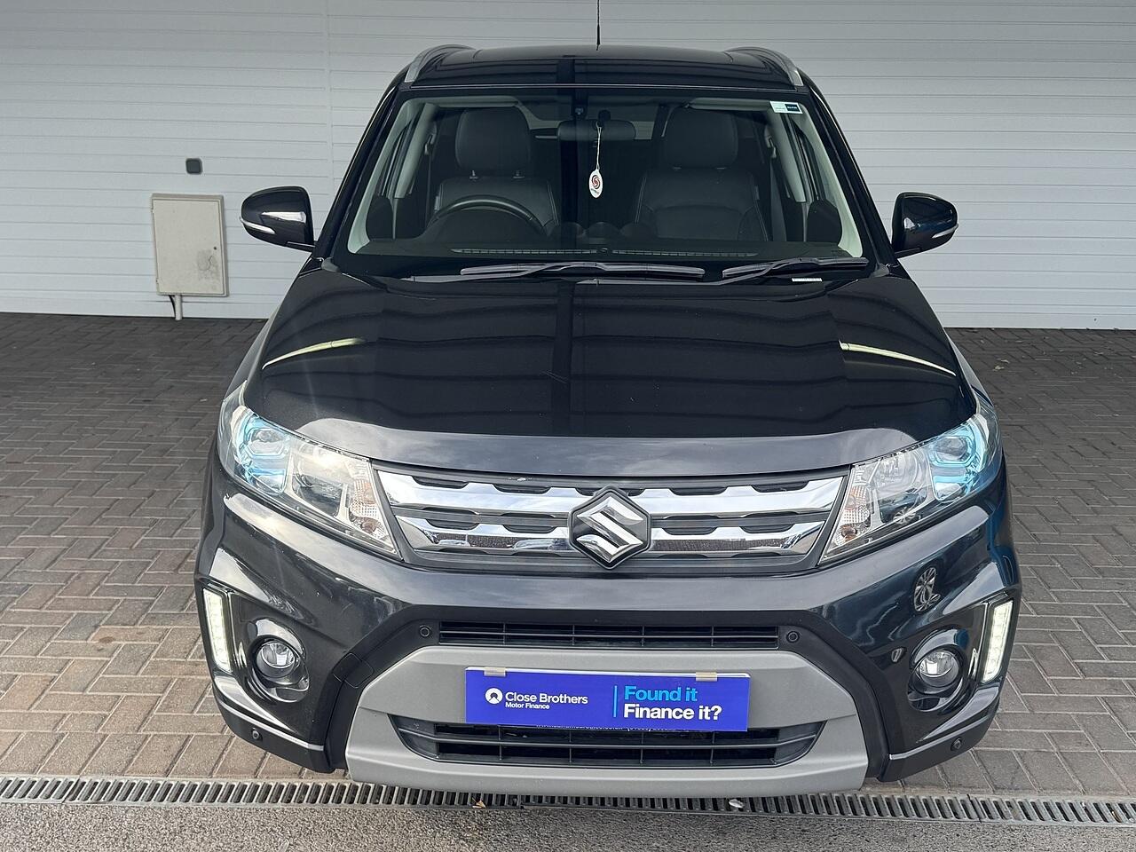 Suzuki Vitara view 2