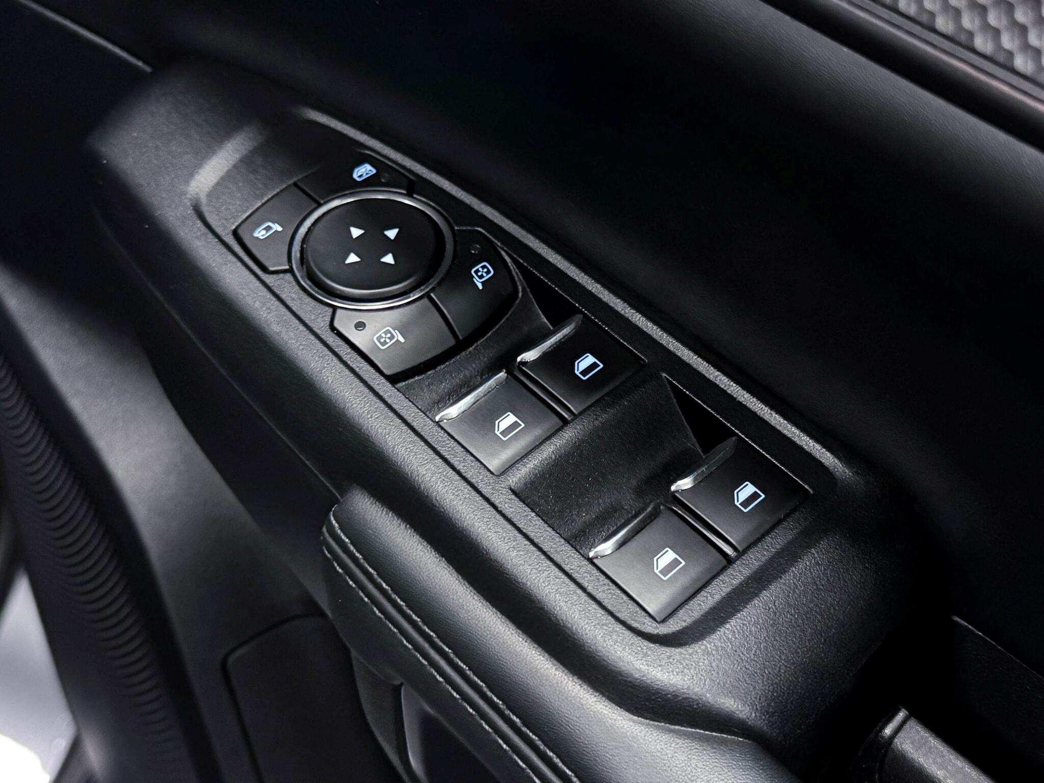 Ford Ranger view 29
