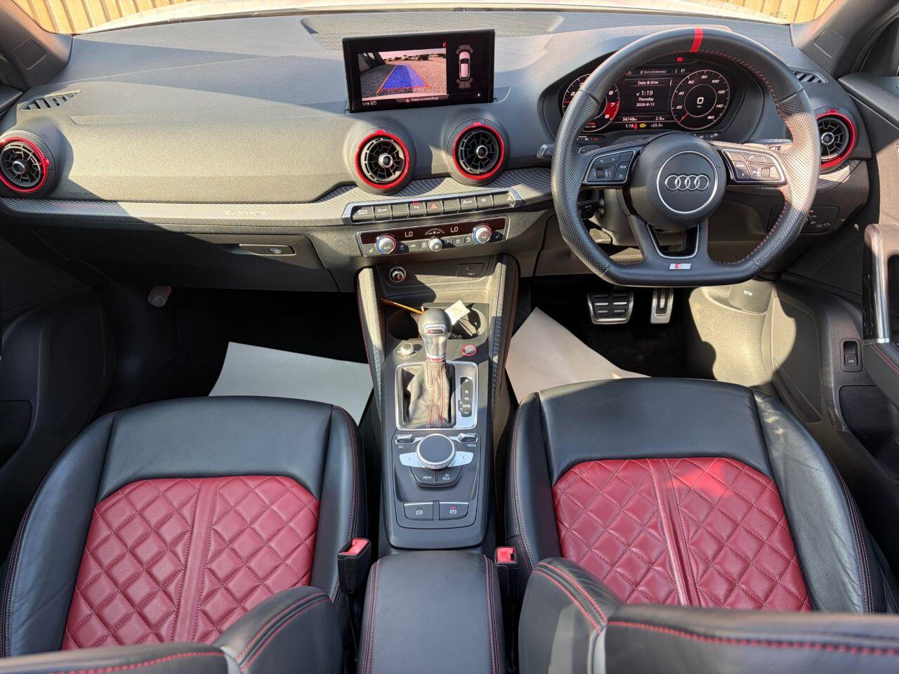 Audi SQ2 view 16