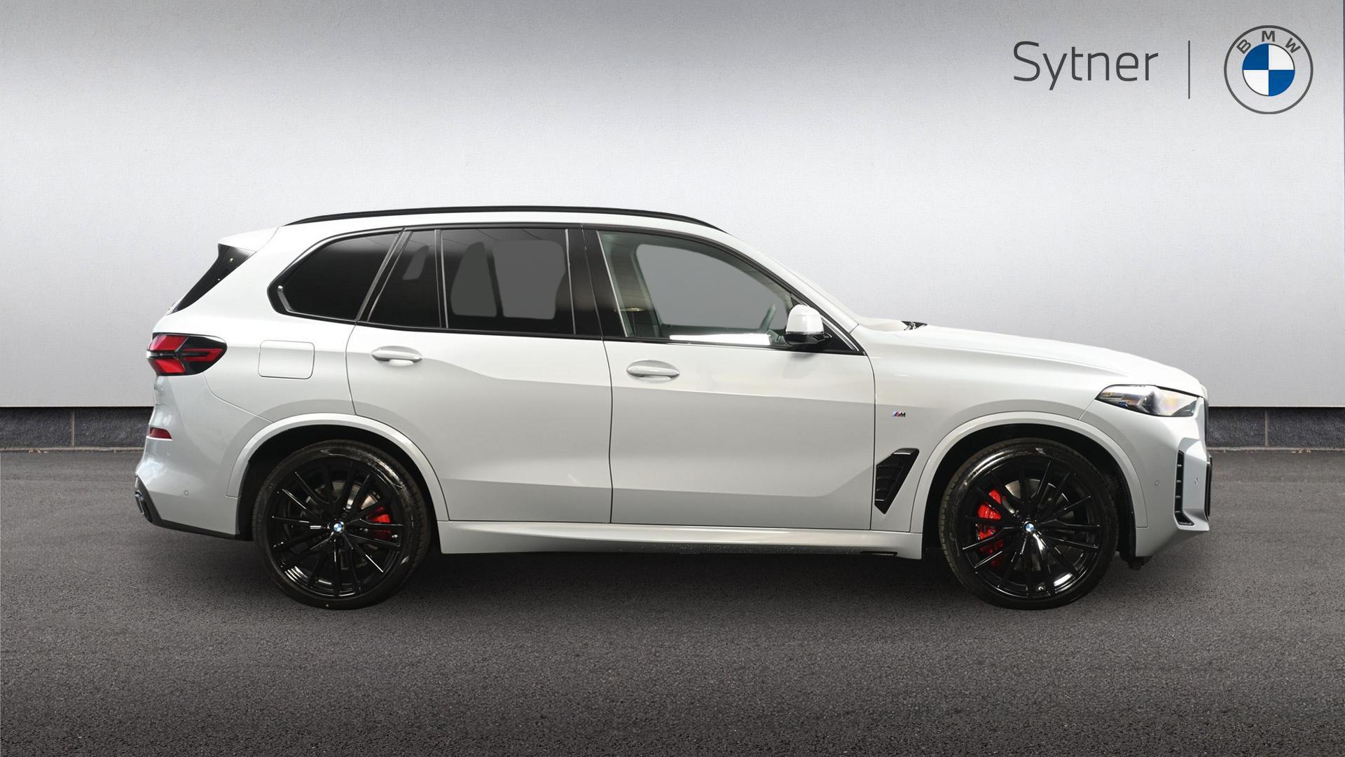 BMW X5 view 3