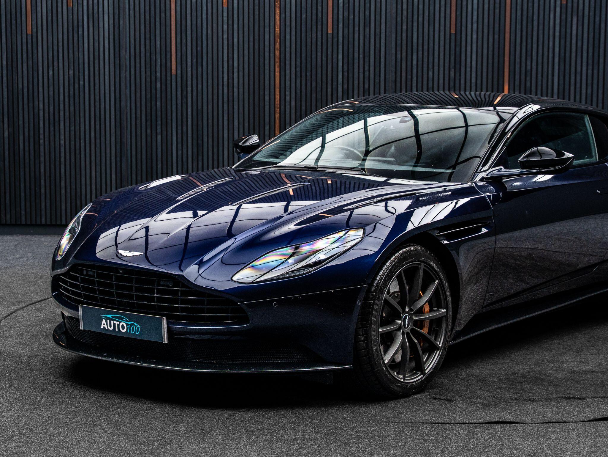 Aston Martin DB11 view 5