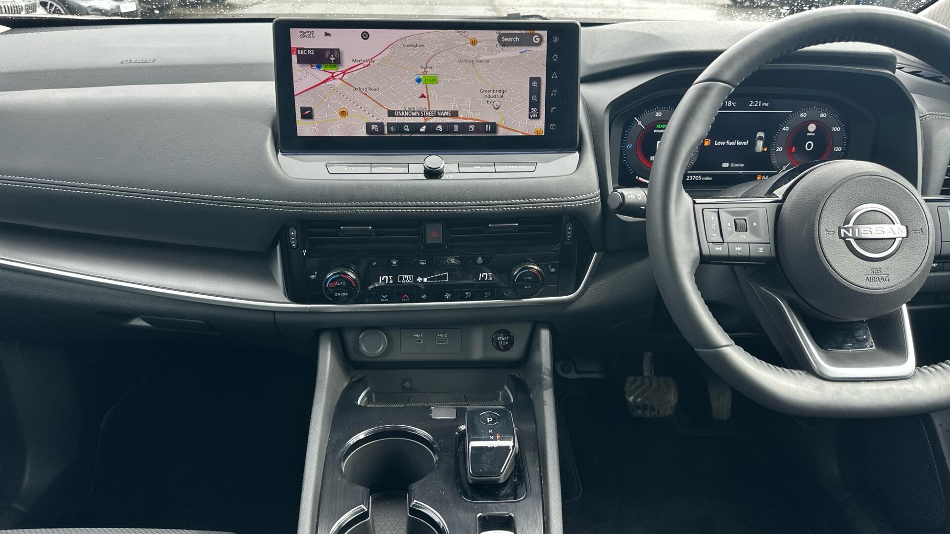 Nissan X-Trail view 14