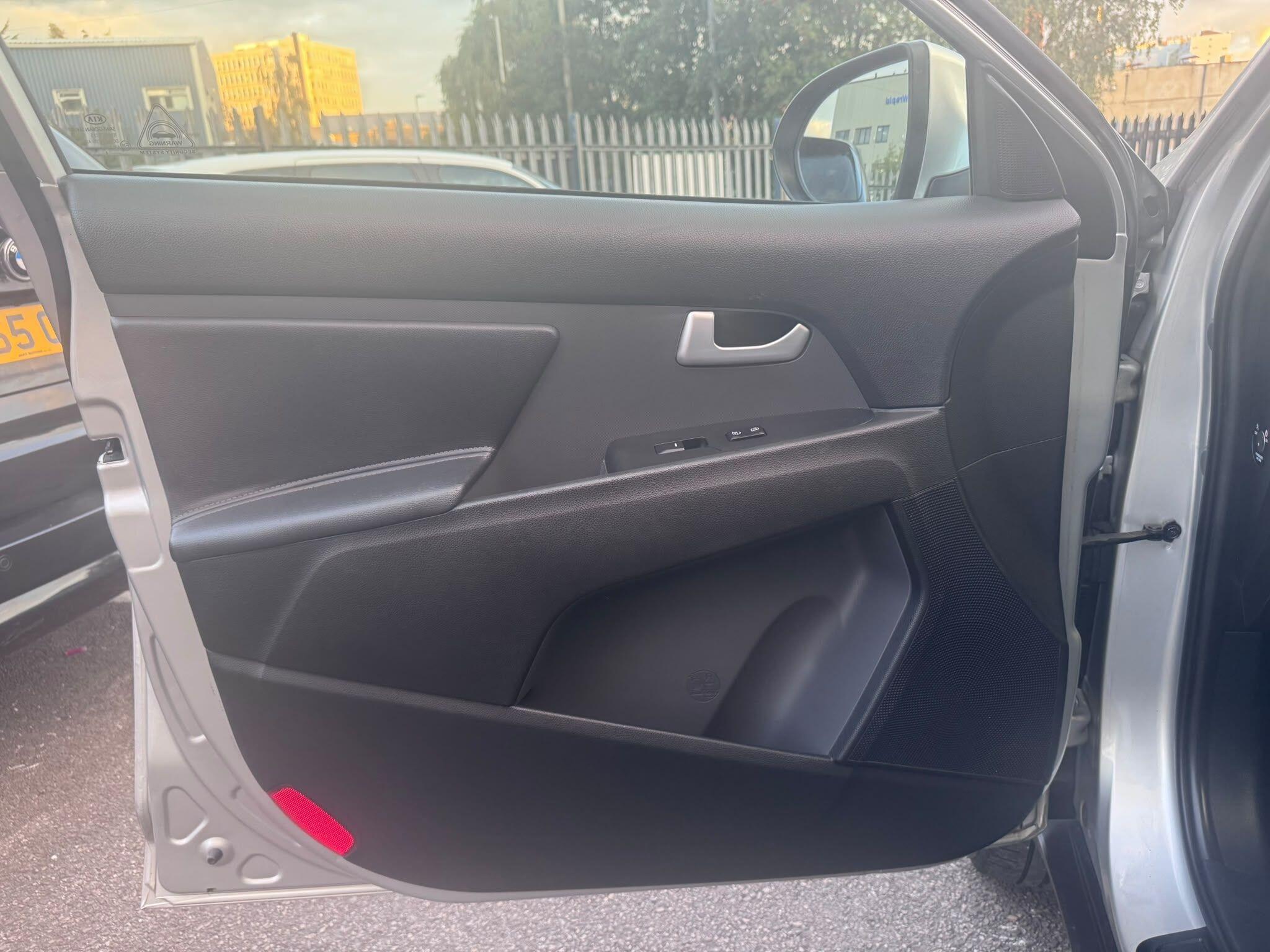 Kia Sportage view 25