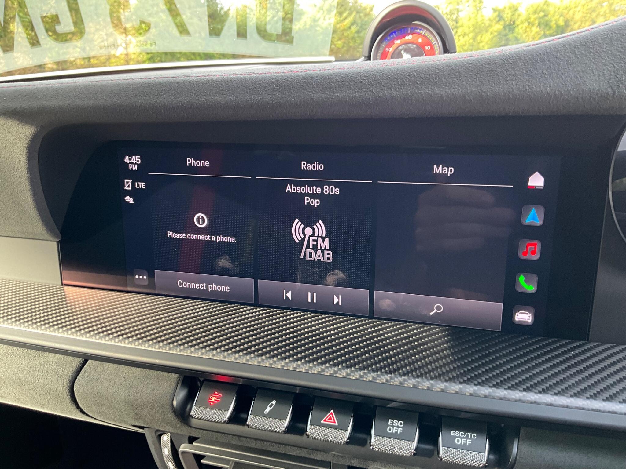 Porsche 911 view 15
