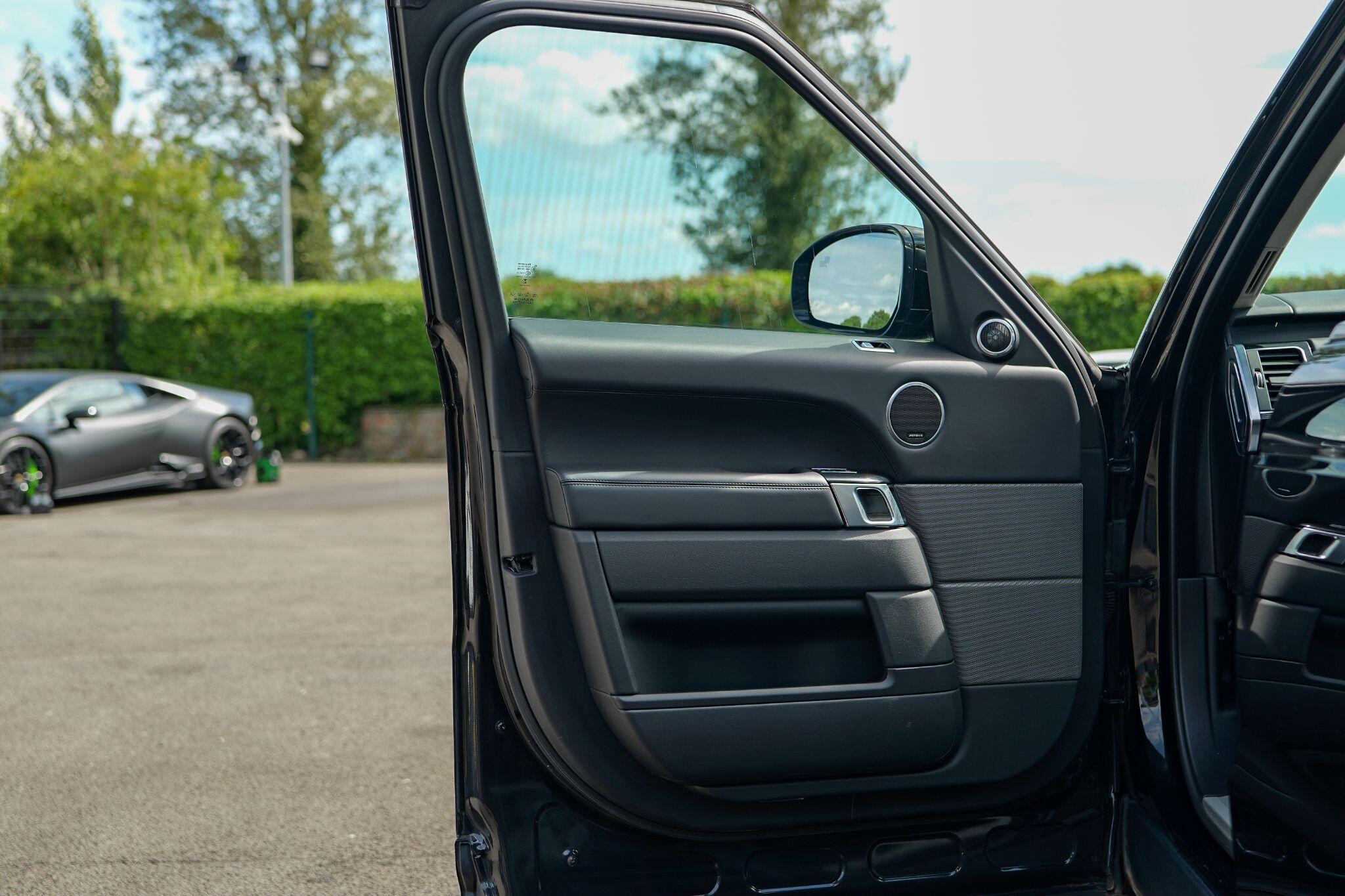 Land Rover Range Rover Sport view 27