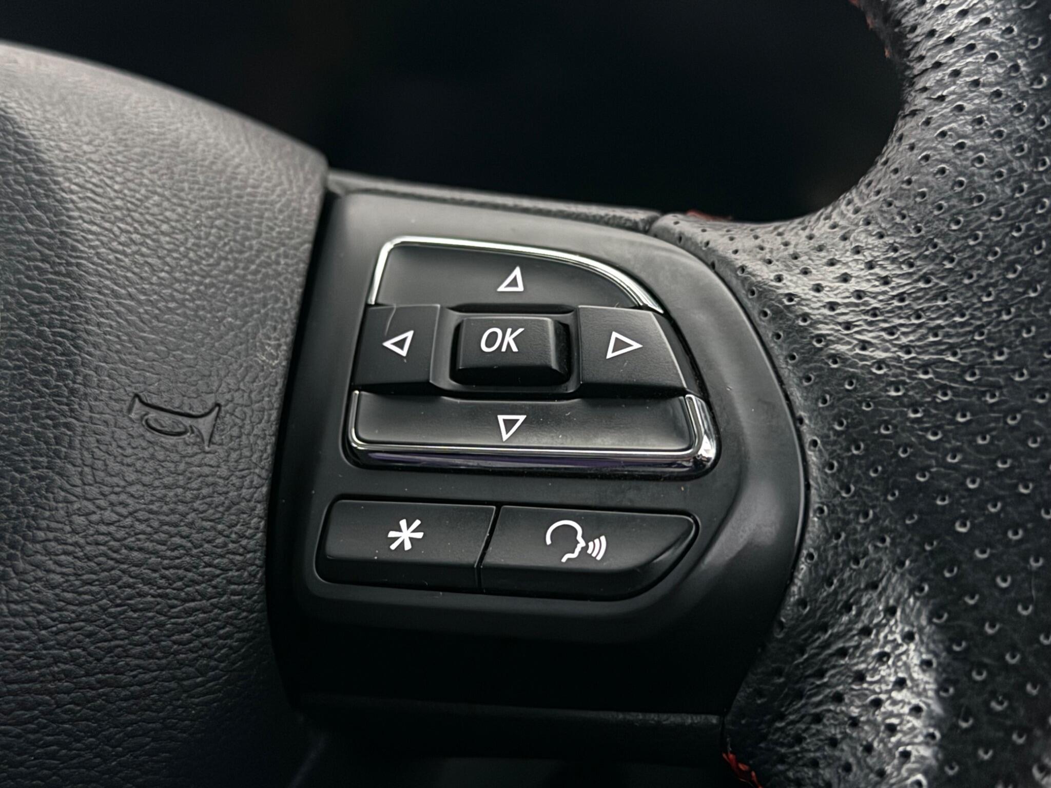 MG ZS view 25