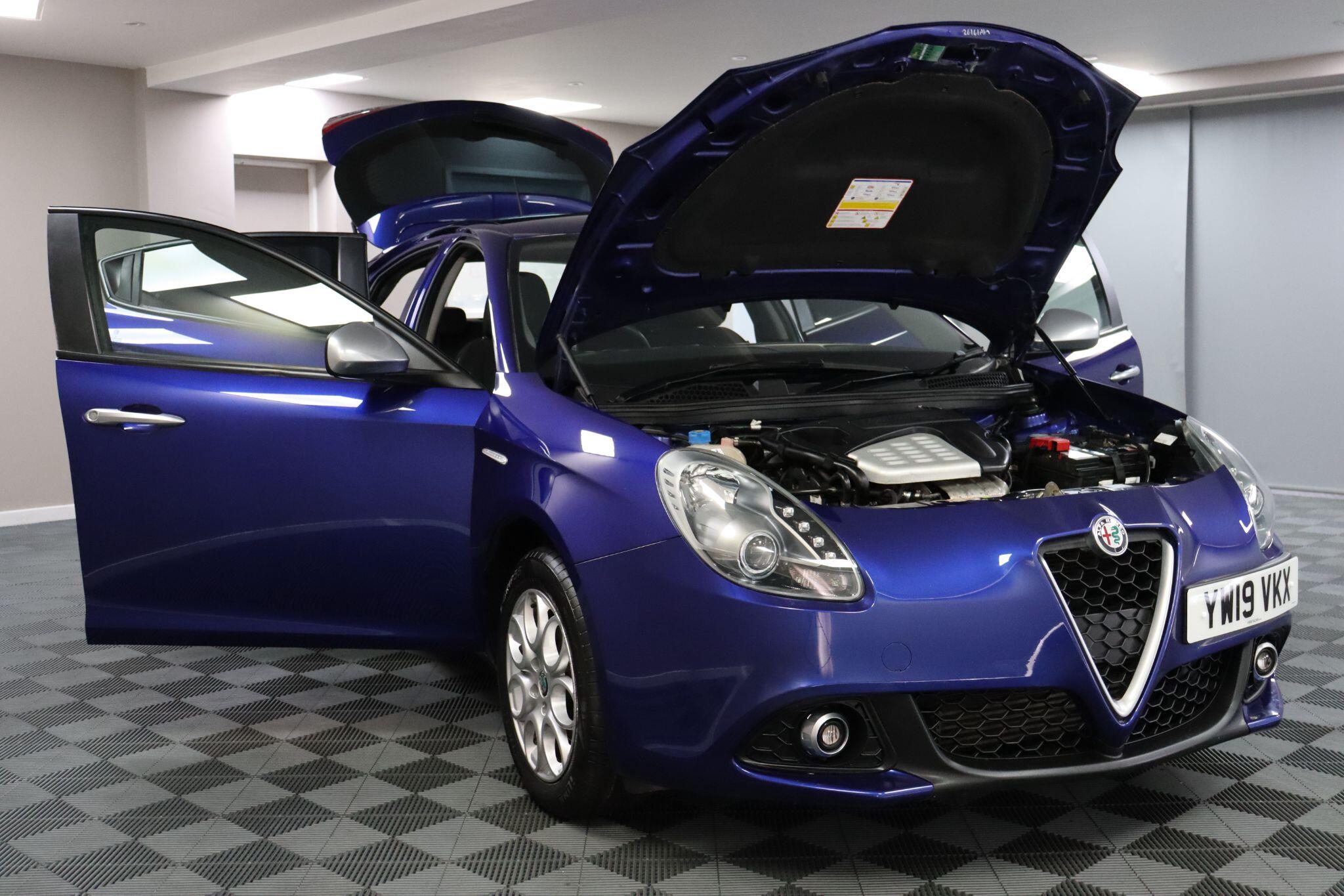 Alfa Romeo Giulietta view 14