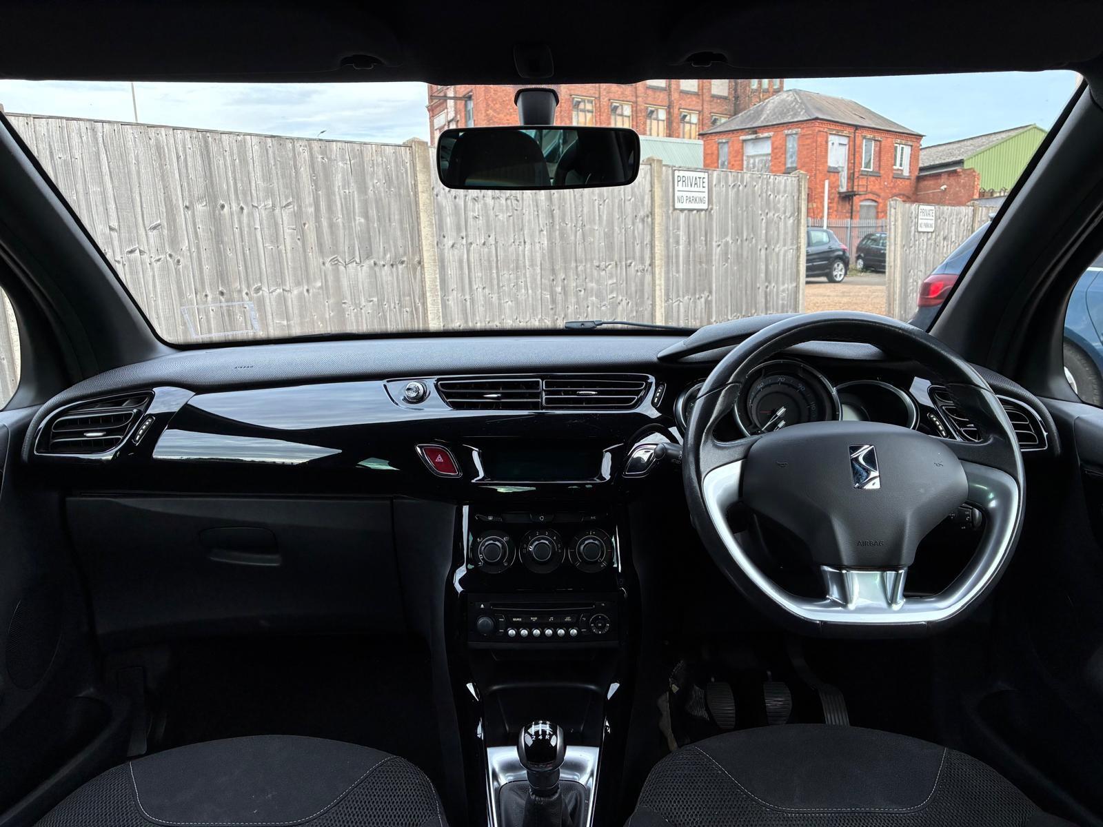 Citroen DS3 view 15