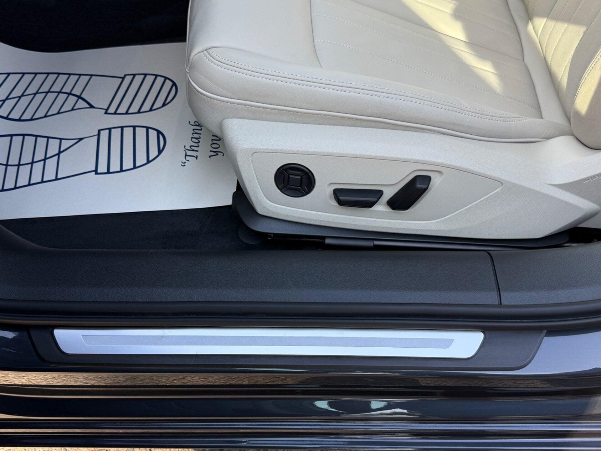 Audi A6 view 27