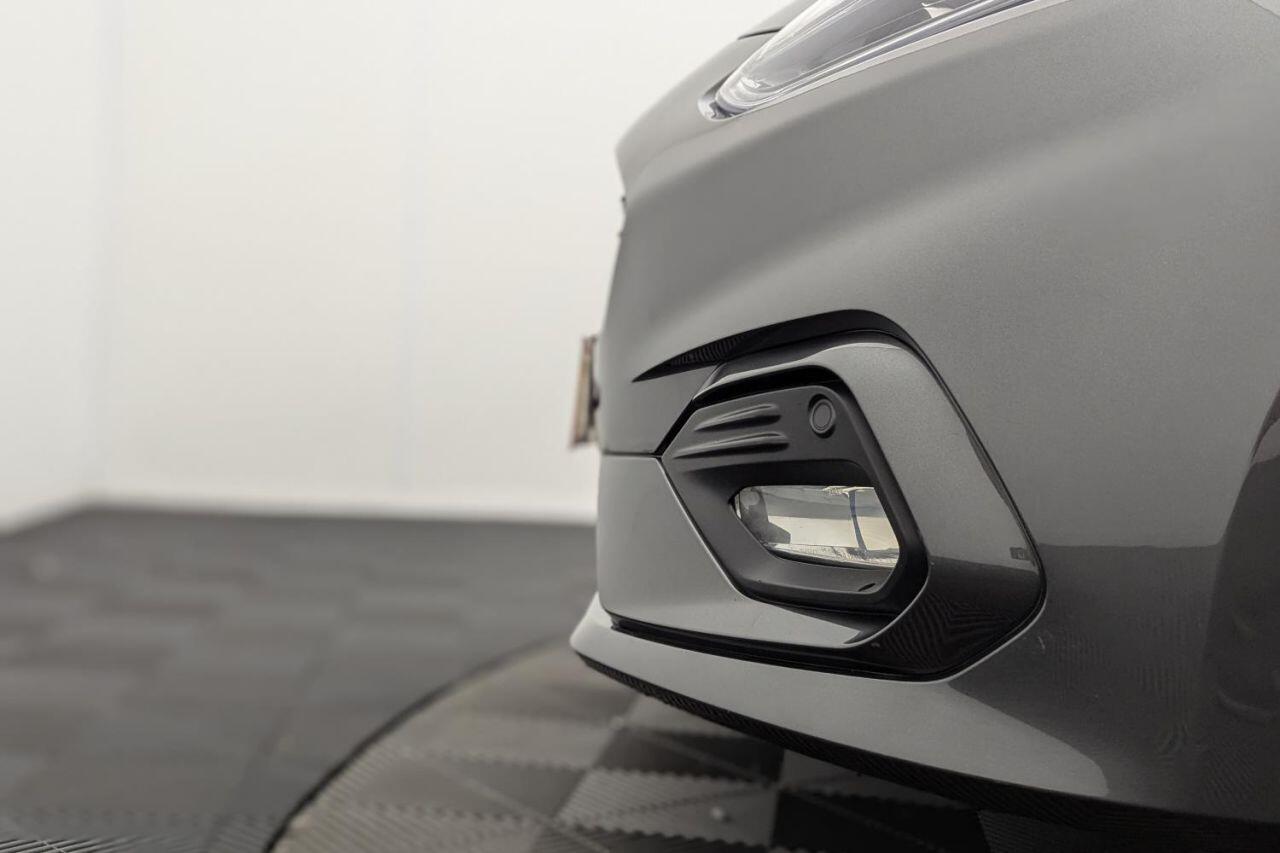 Ford Fiesta view 45