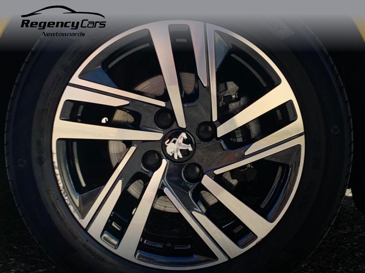 Peugeot 208 view 25