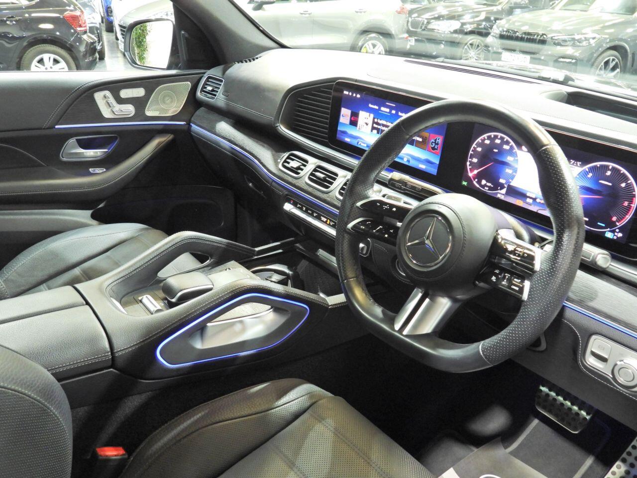 Mercedes-Benz GLS view 19