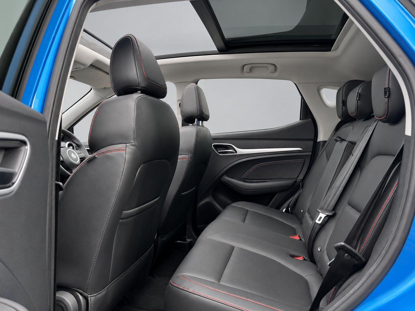 MG ZS view 30