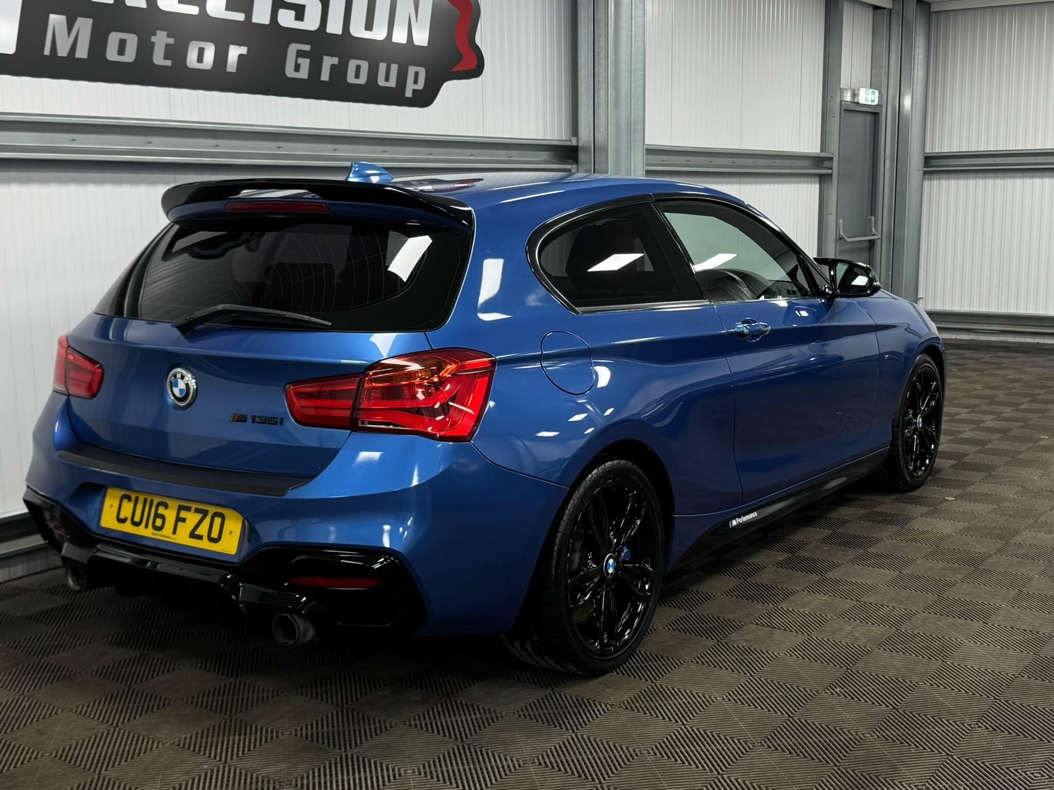 BMW 1 Series view 7