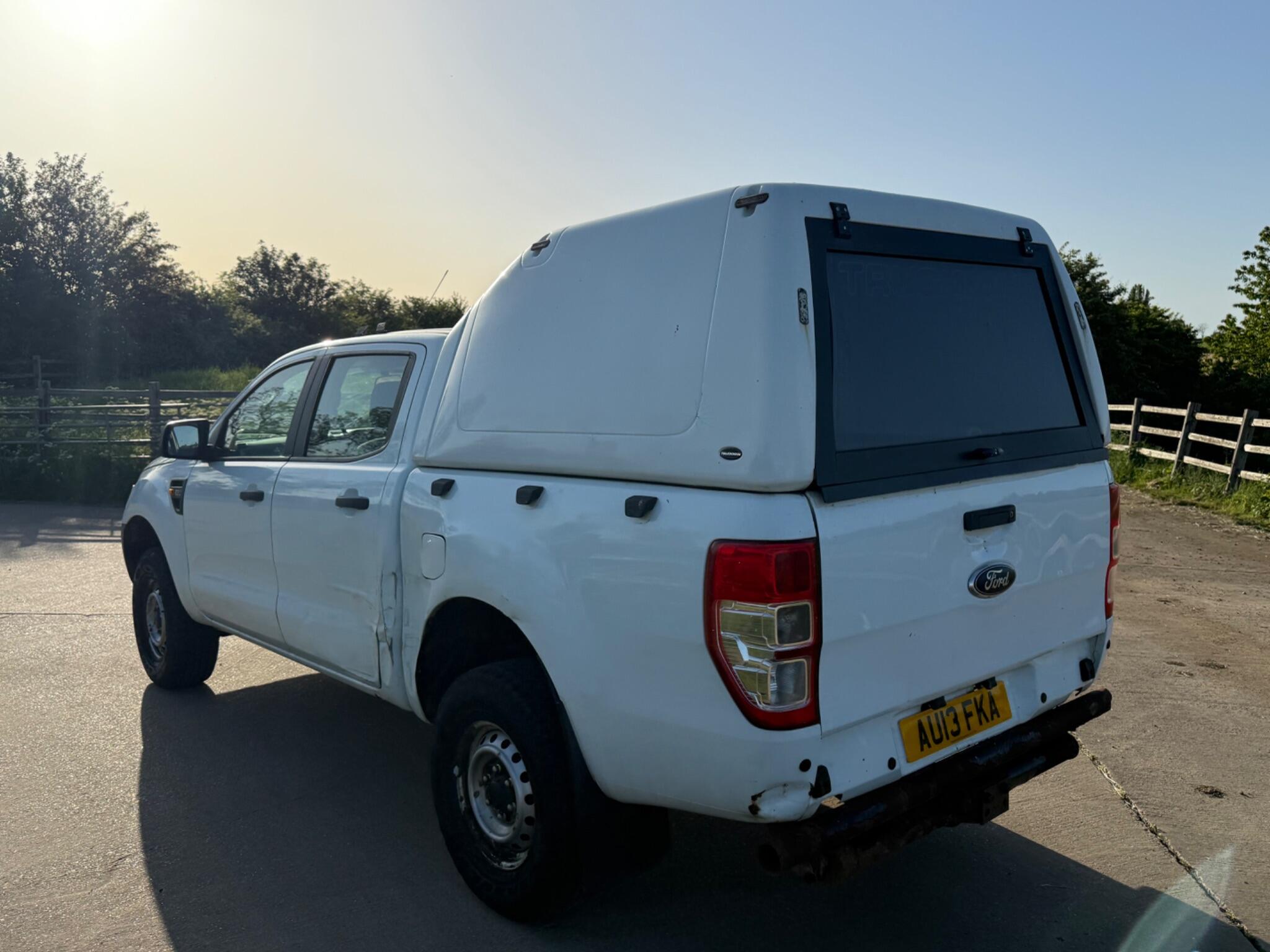 Ford Ranger 2.2 TDCi XL Super Cab Pickup 4WD Euro 5 4dr — photo 3 of 98