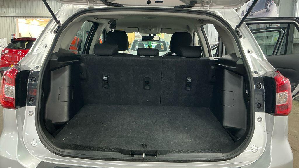 Suzuki SX4 S-Cross view 13