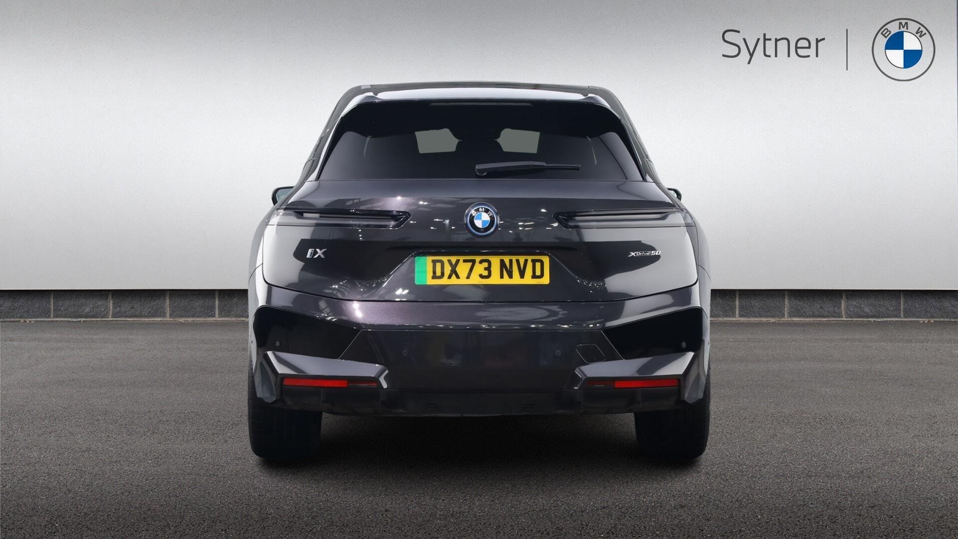 BMW Ix view 15