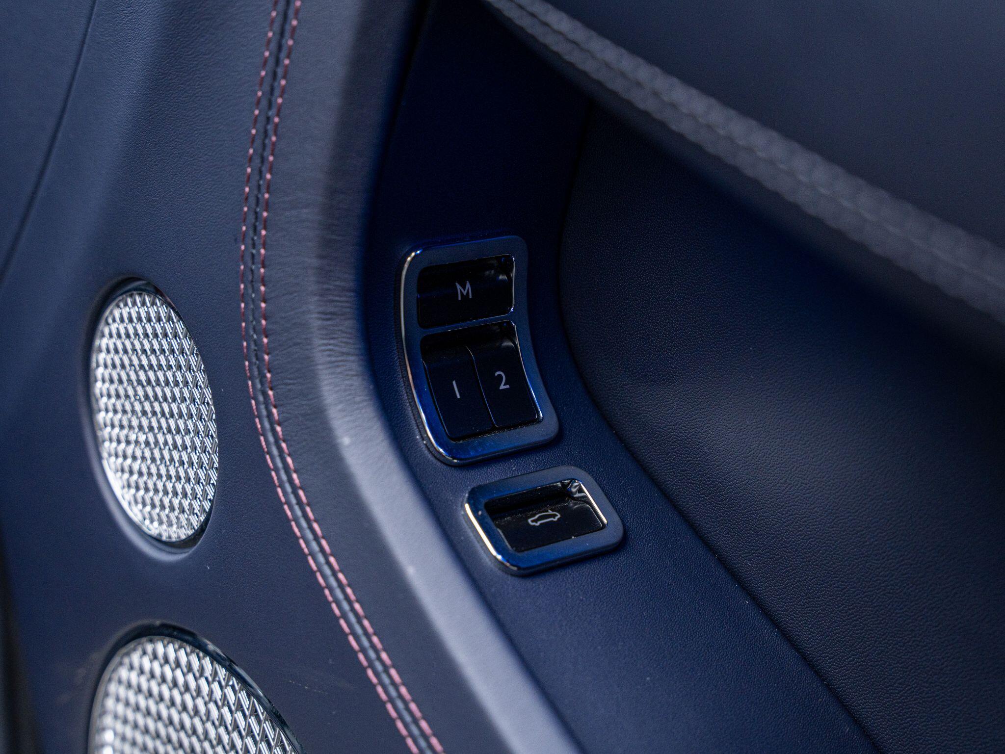 Bentley Continental view 20