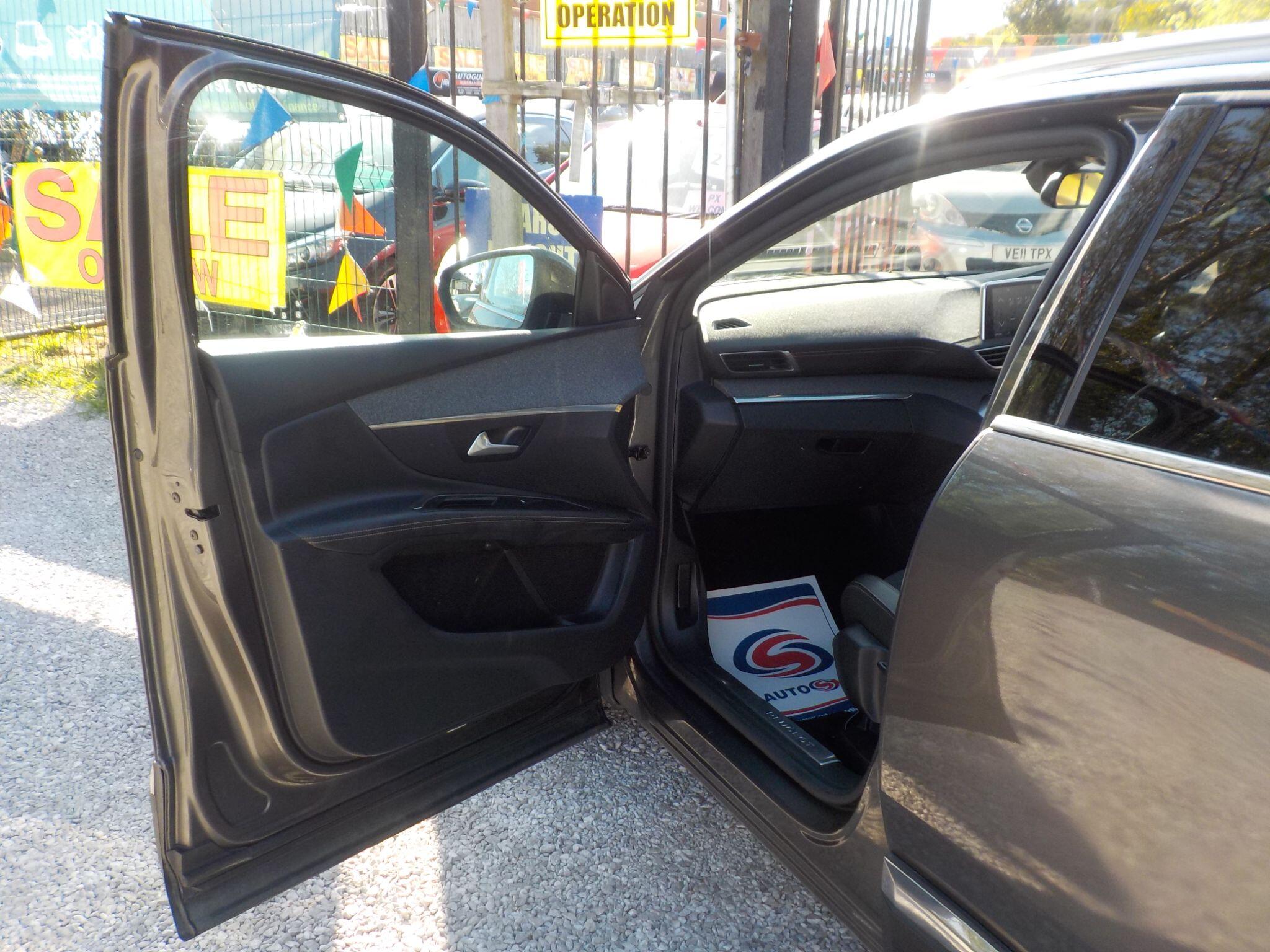 Peugeot 3008 1.5 BlueHDi GT Line Premium Euro 6 (s/s) 5dr