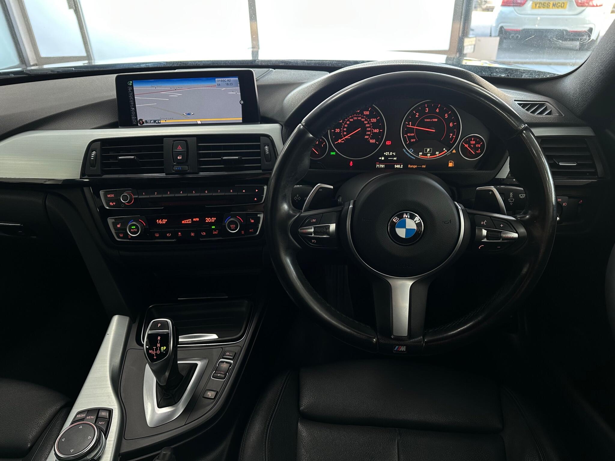 BMW 4 Series view 17