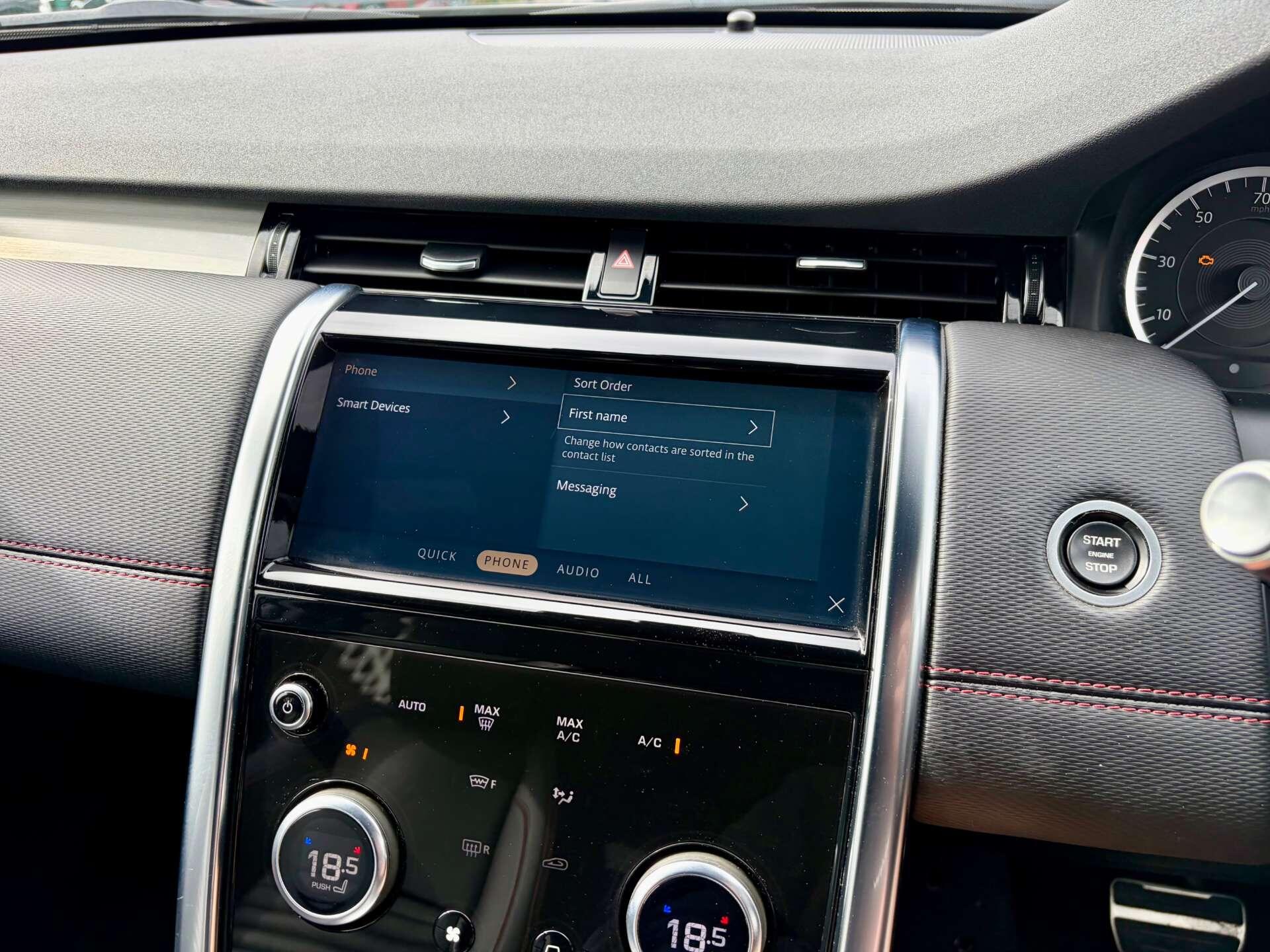 Land Rover Discovery Sport view 50