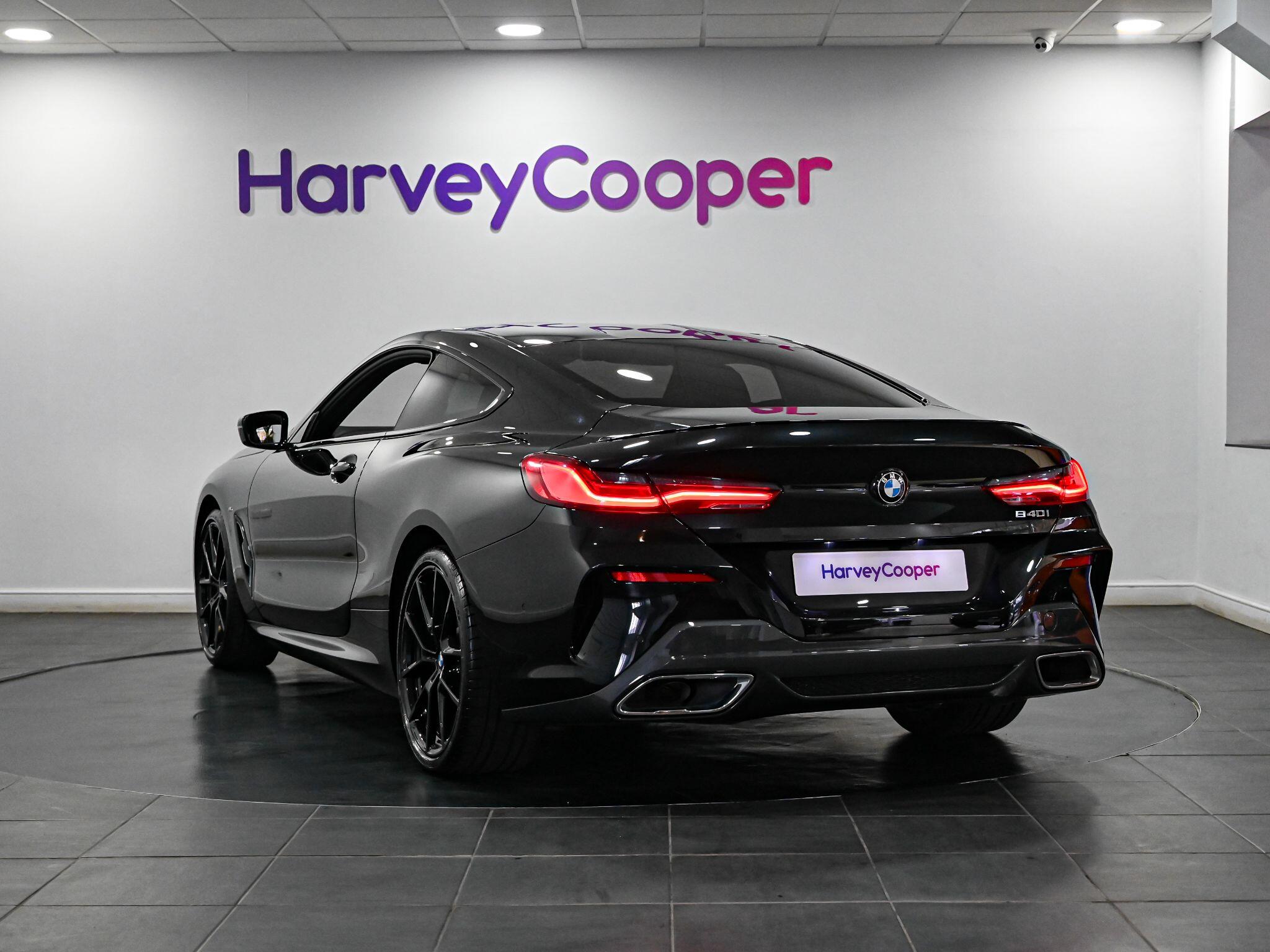 BMW 8 Series view 5