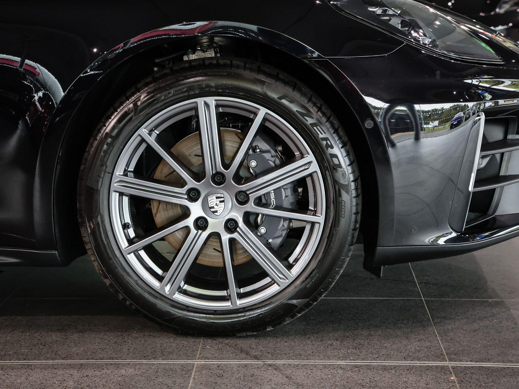 Porsche Panamera view 36