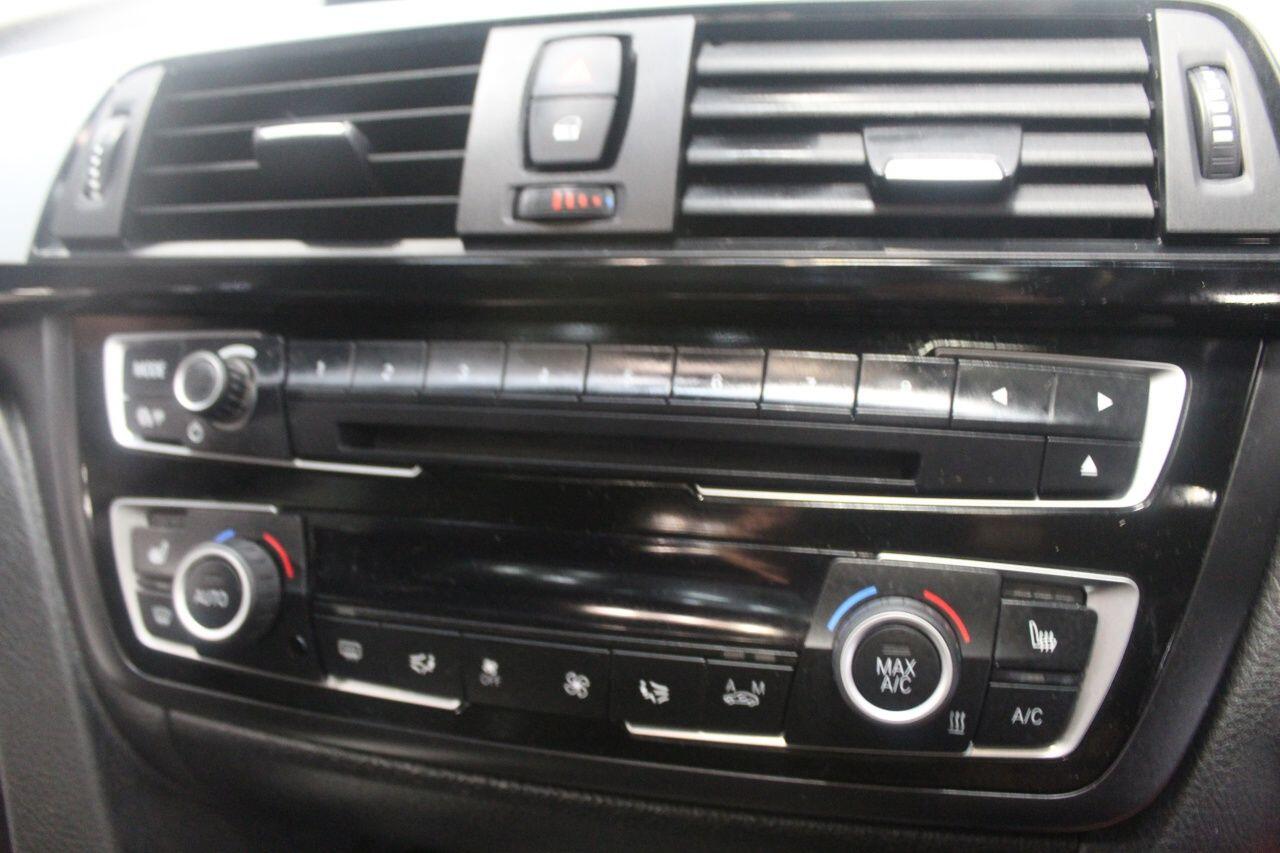 BMW 4 Series view 45
