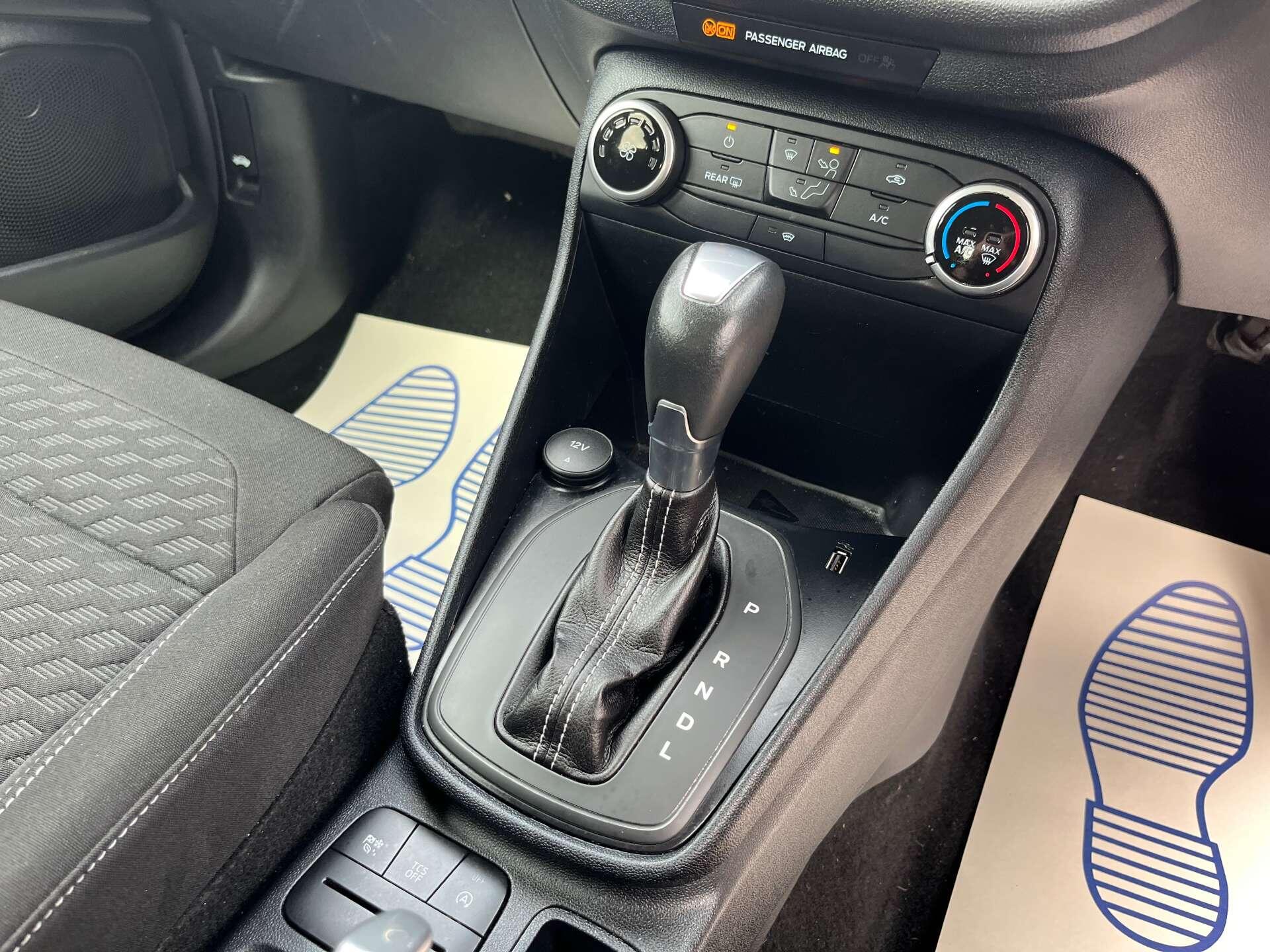 Ford Fiesta view 37