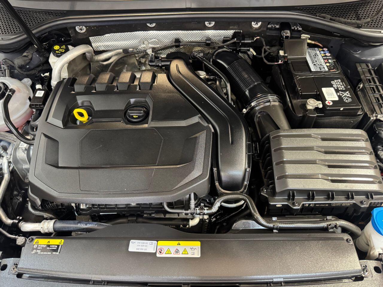 Volkswagen Passat view 30