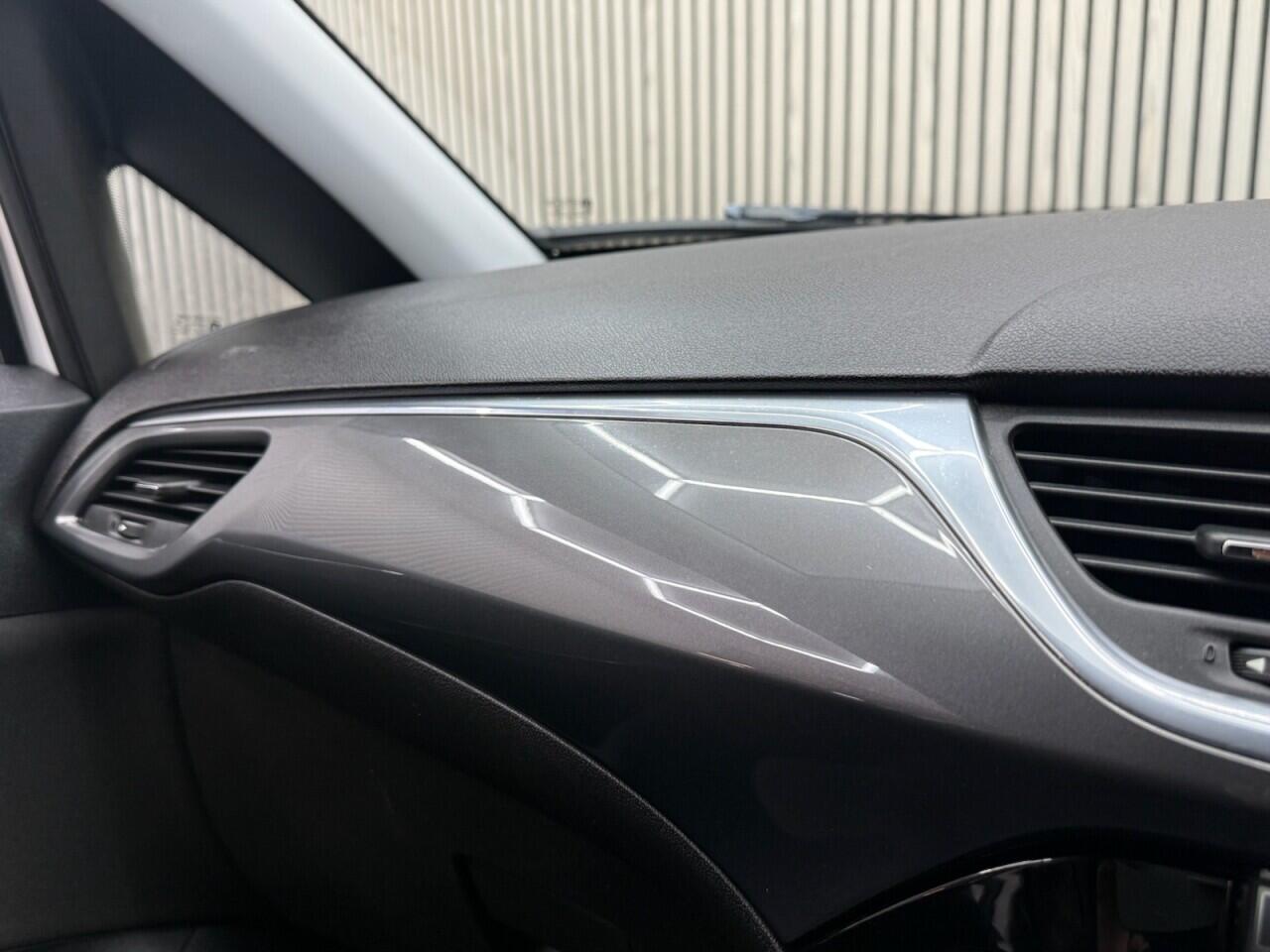 Vauxhall Corsa view 19