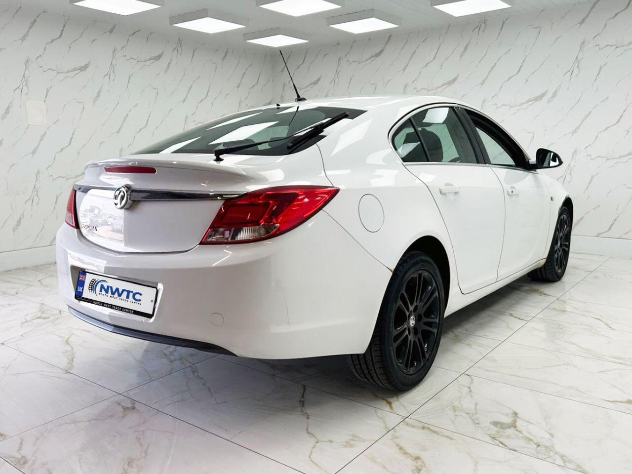Vauxhall Insignia view 10