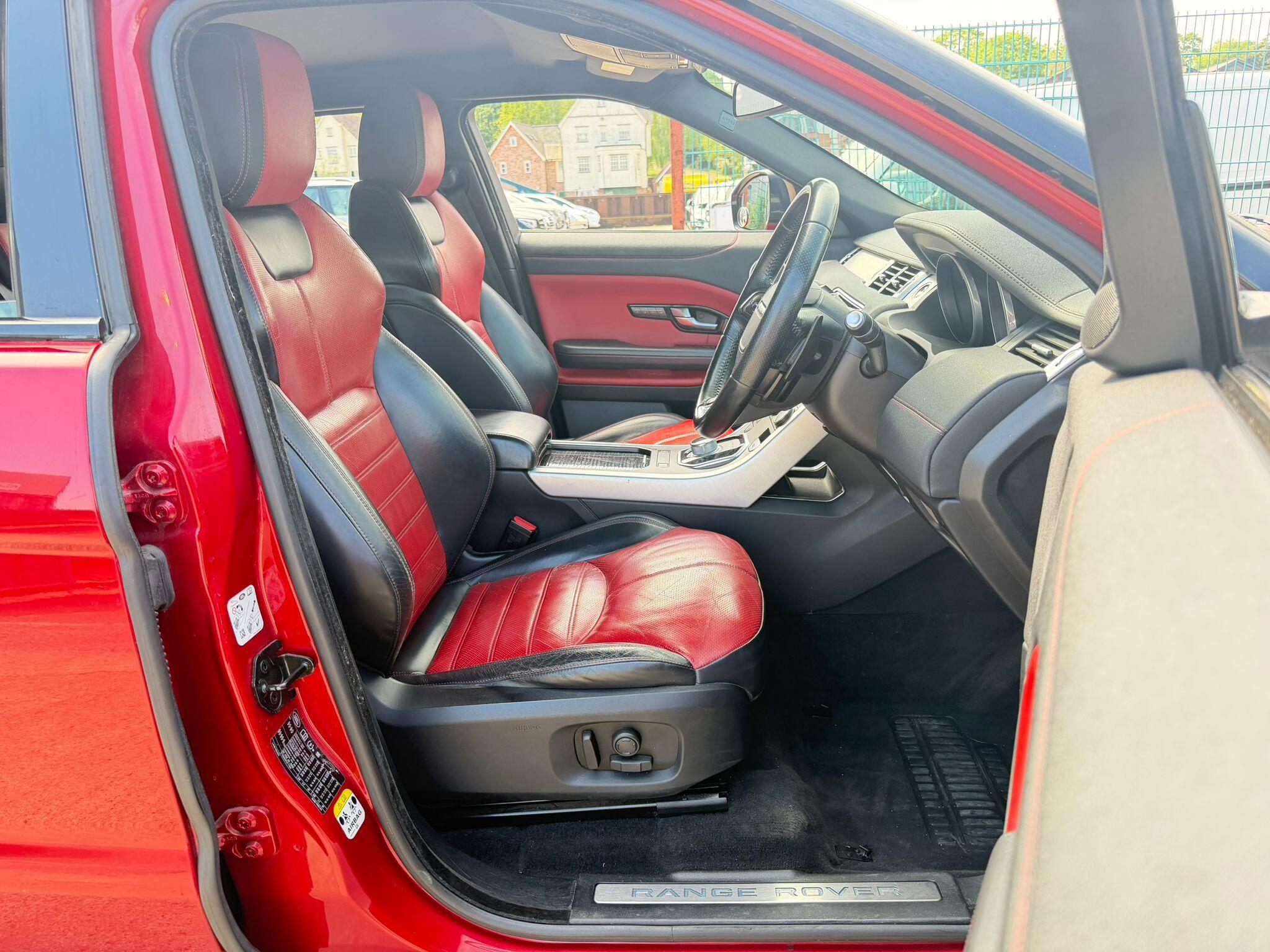 Land Rover Range Rover Evoque view 9