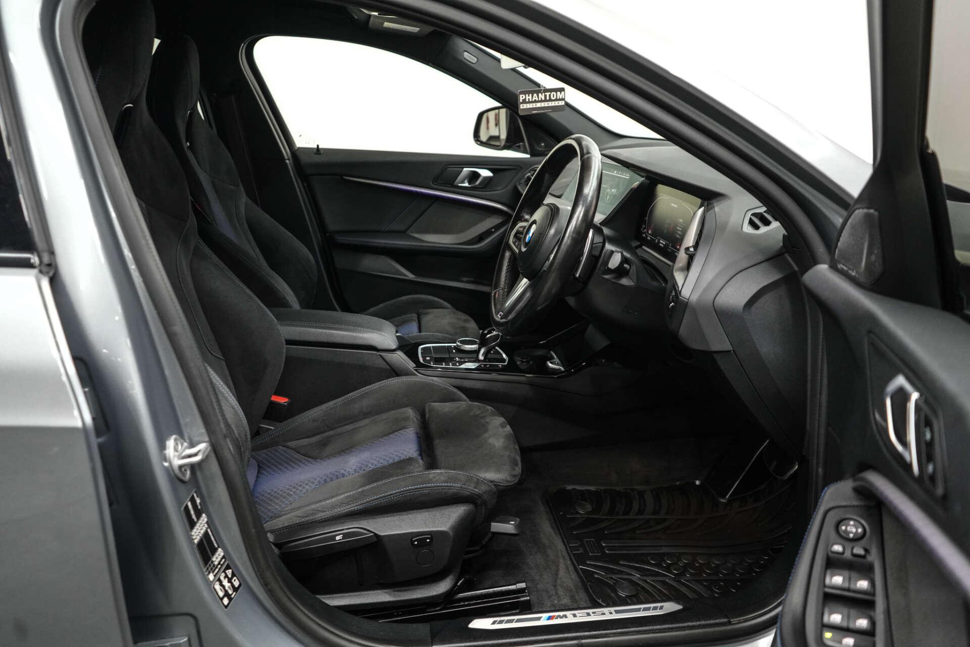 BMW 1 Series view 15