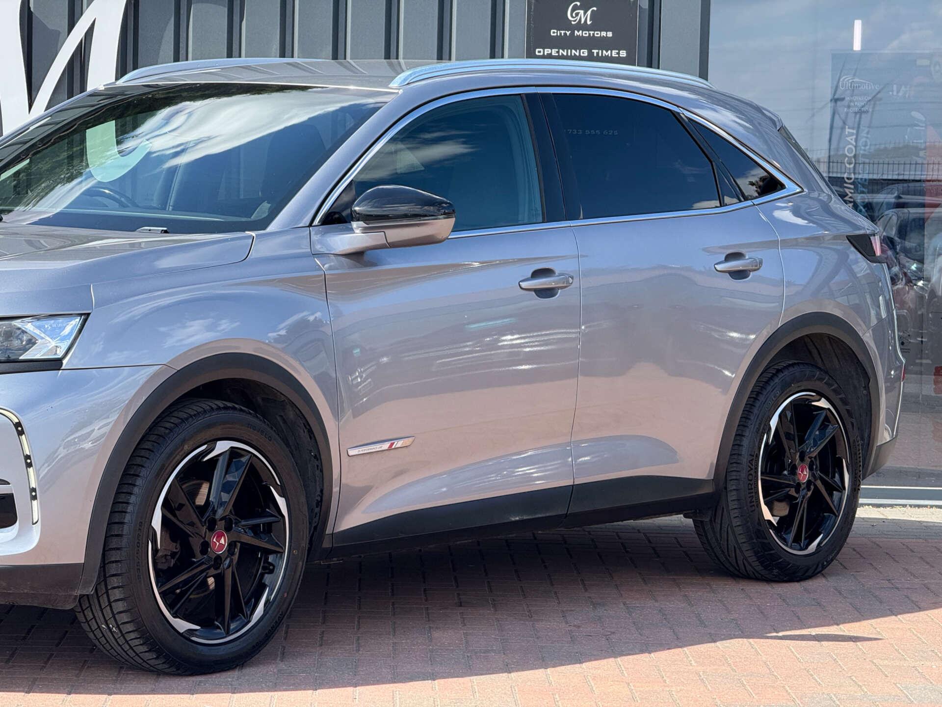 DS Automobiles DS 7 Crossback view 3