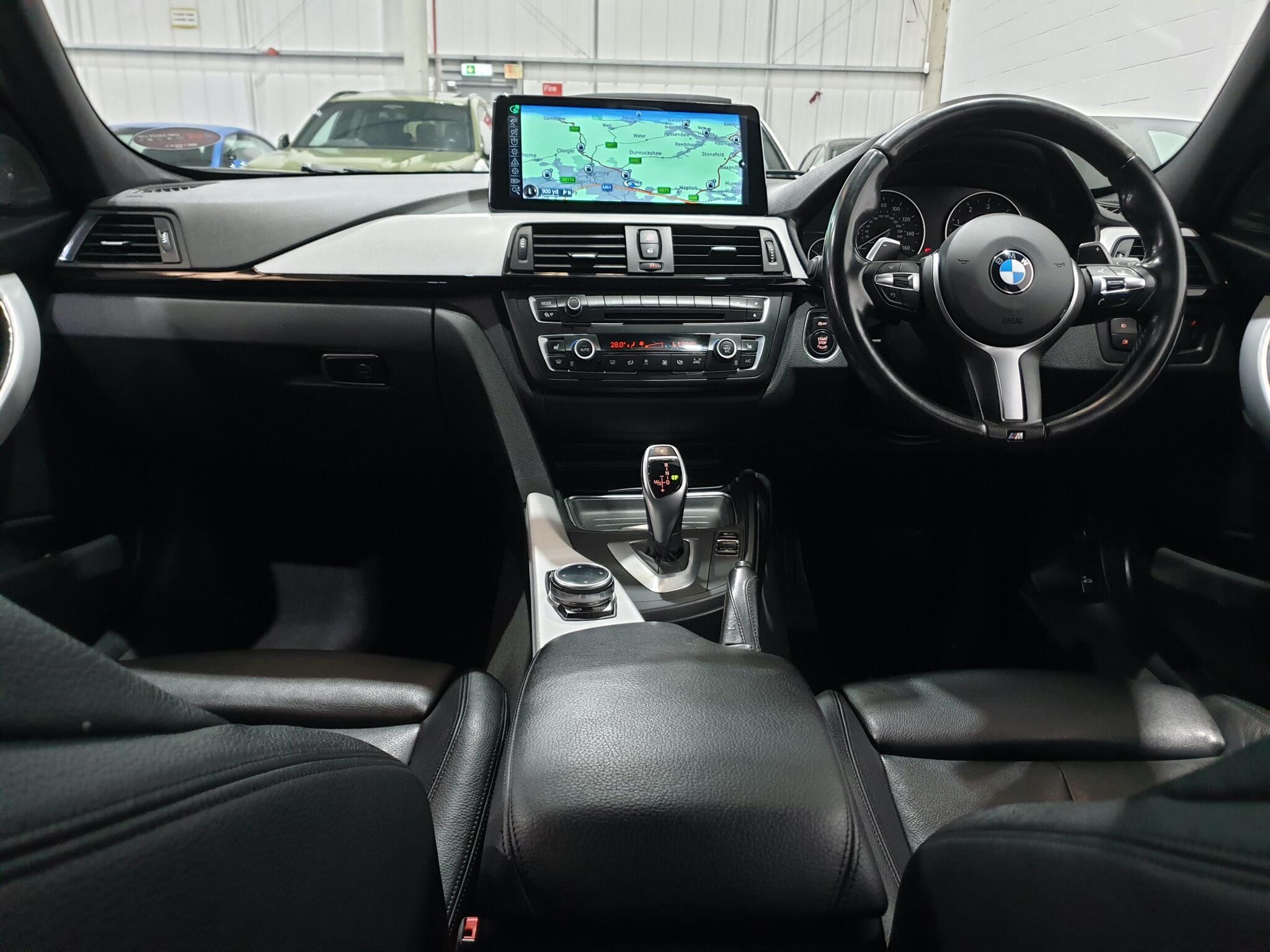 BMW 3 Series view 51