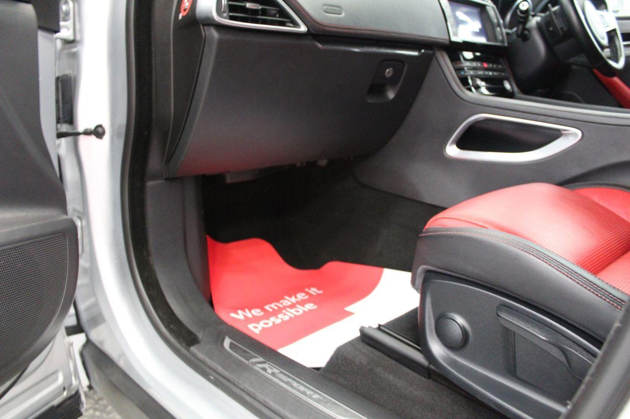 Jaguar F-Pace view 33
