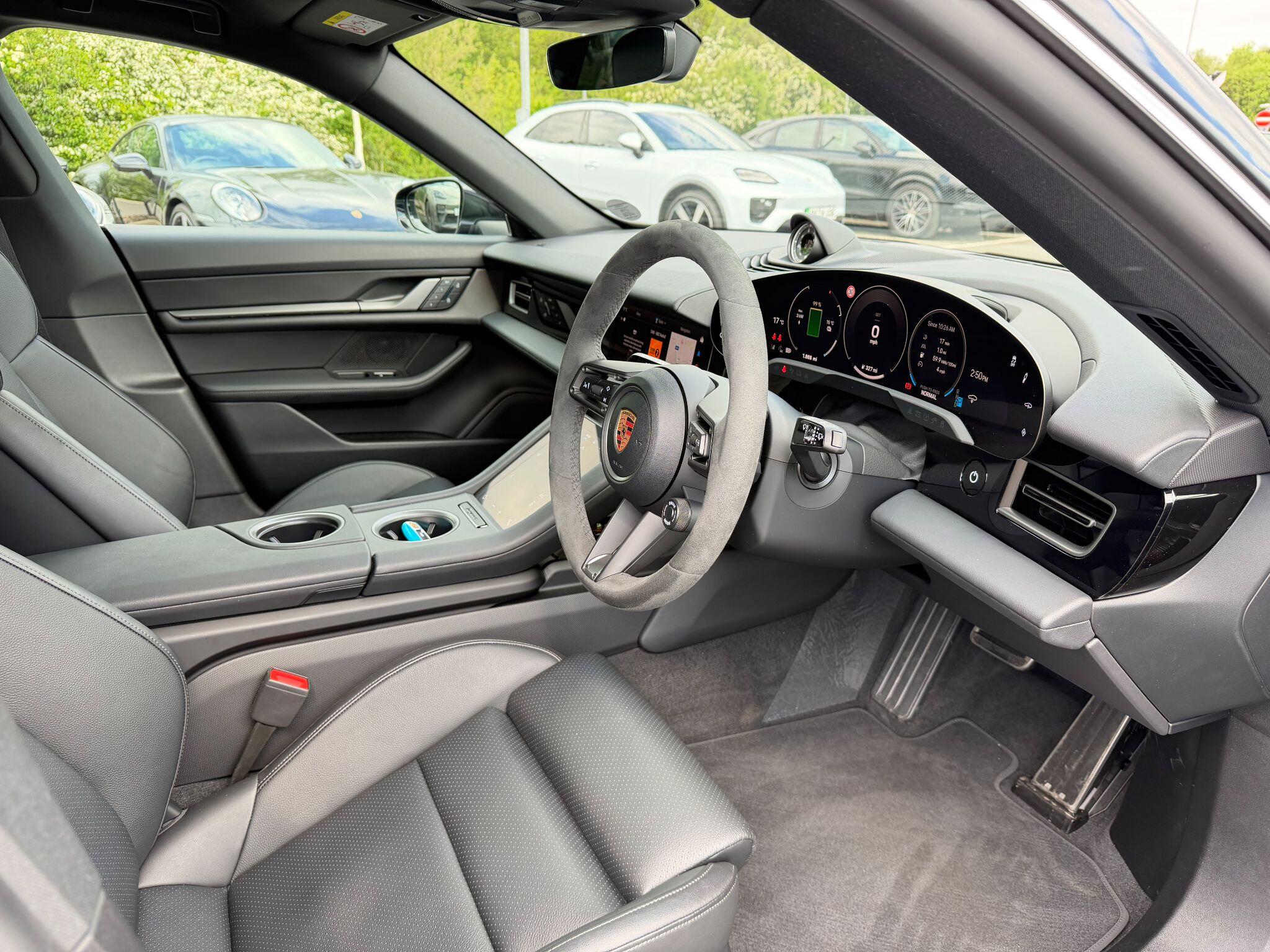 Porsche Taycan view 11