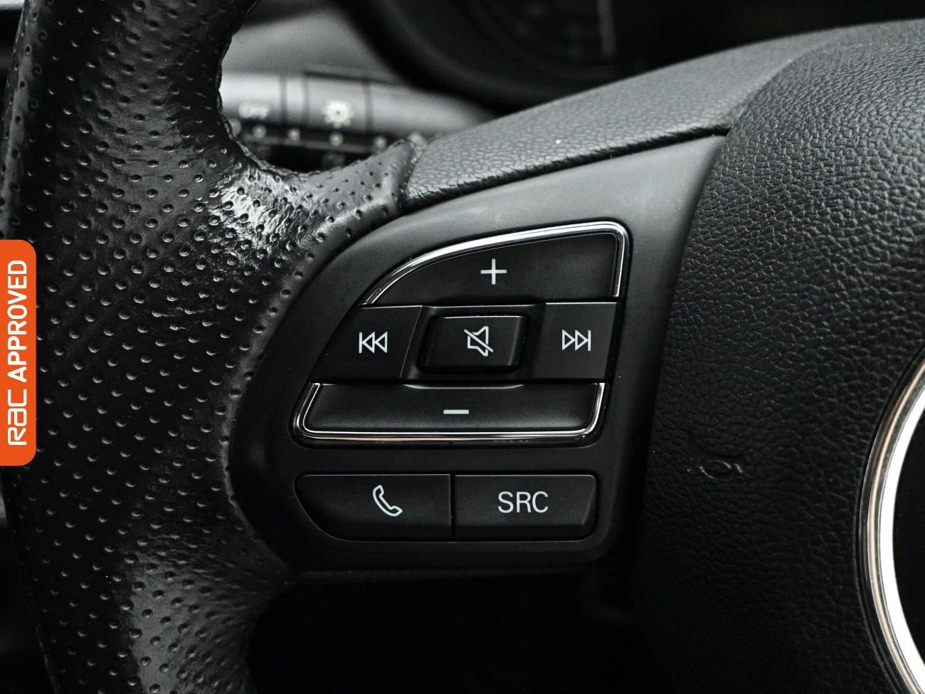 MG MG5 view 20