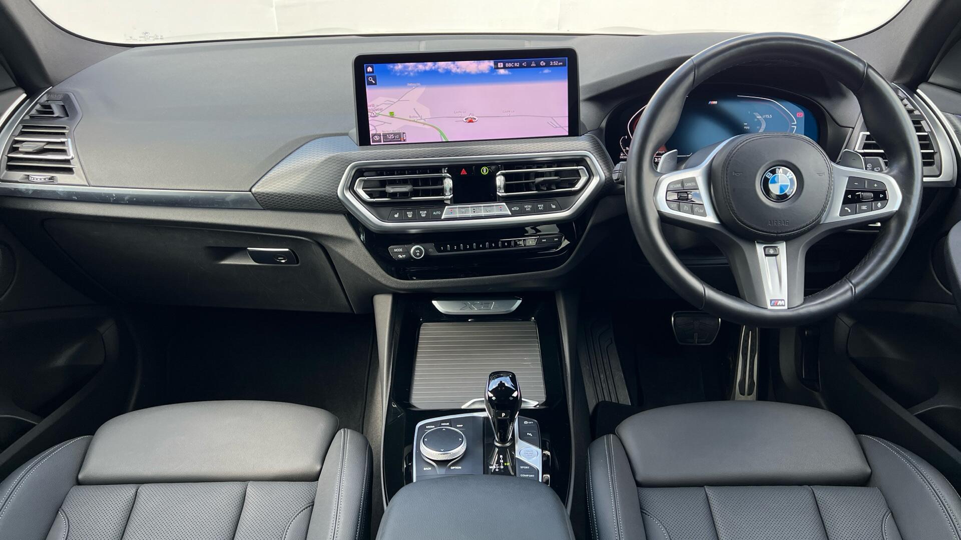 BMW X3 view 4