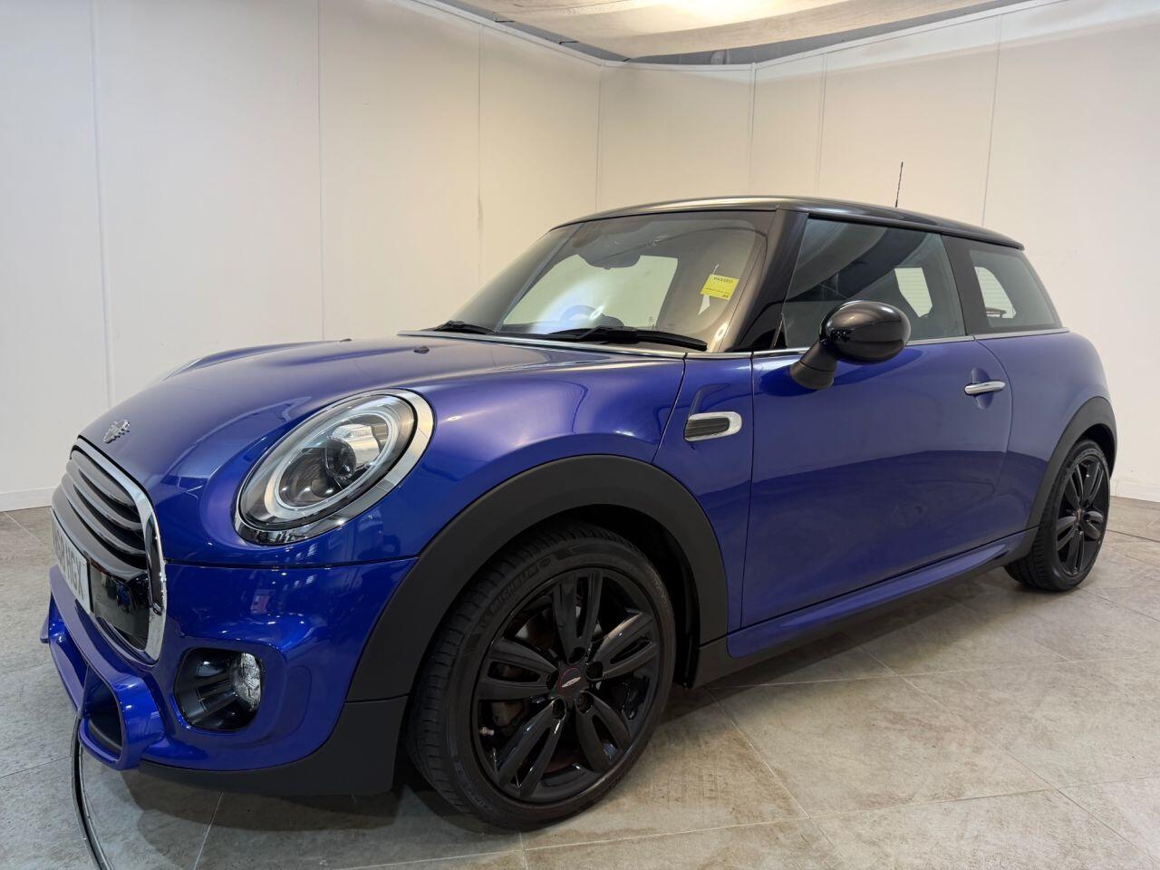Mini Cooper view 9