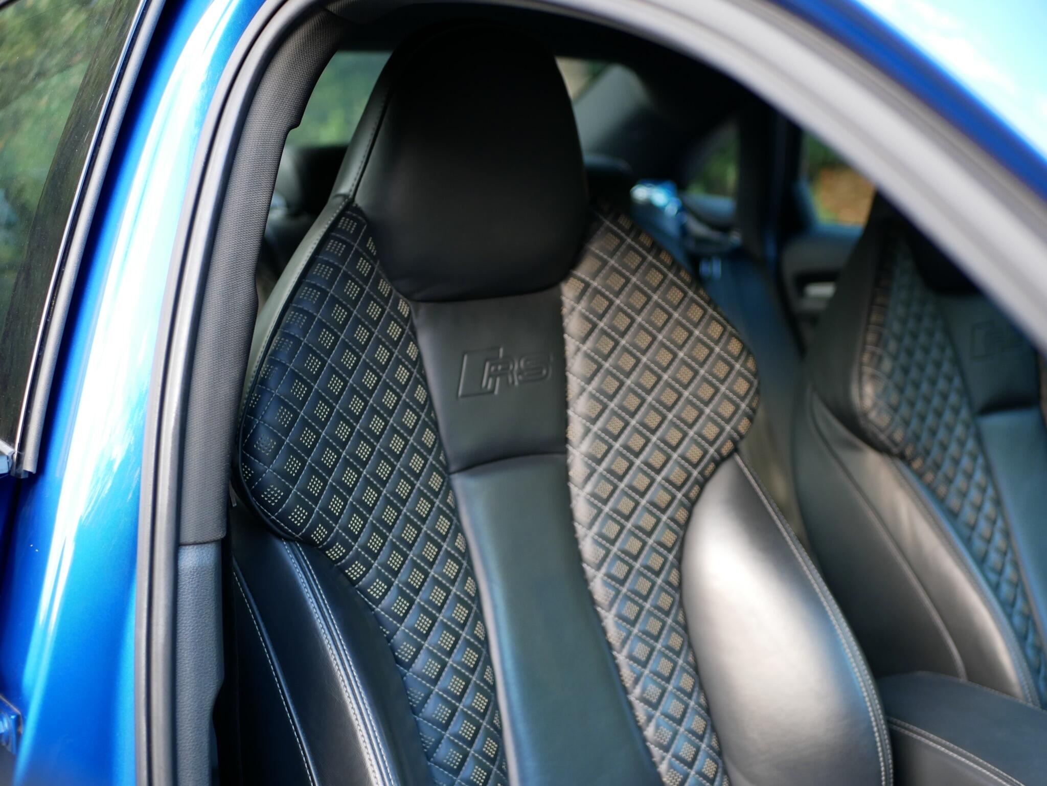 Audi RS3 view 3