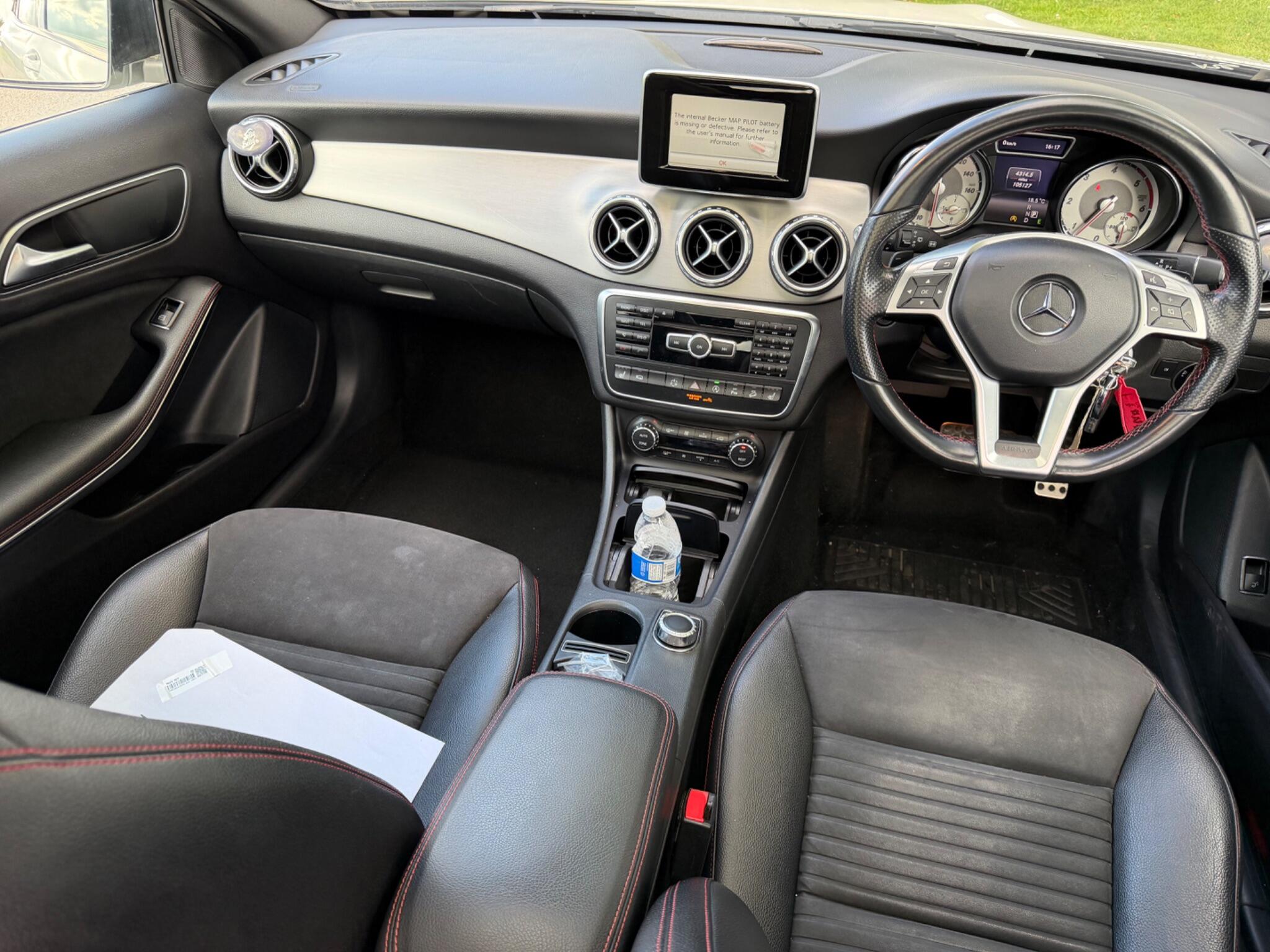Mercedes-Benz Gla view 52