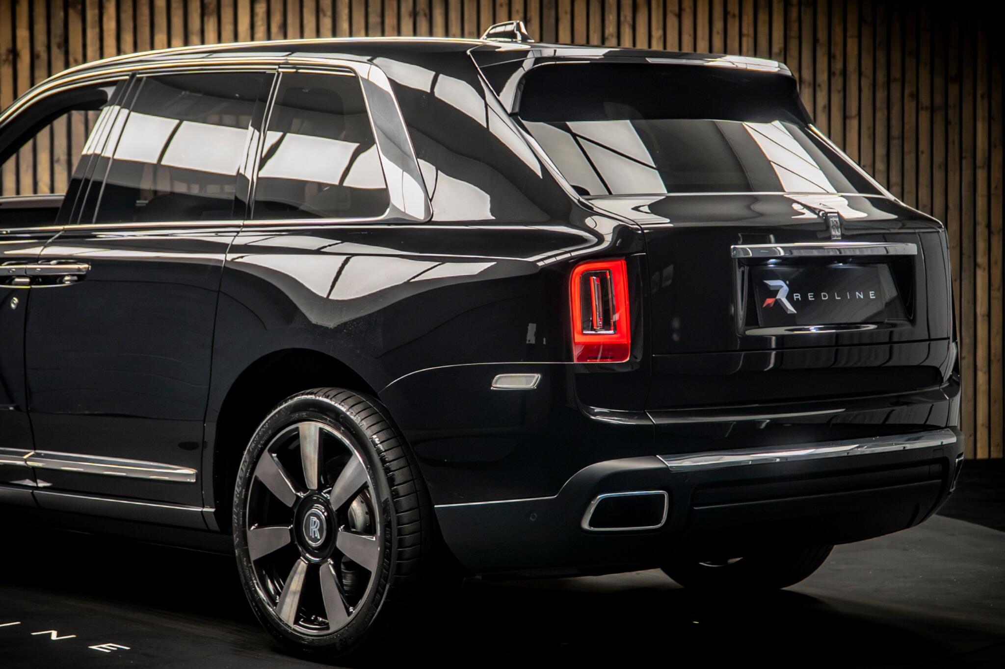 Rolls-Royce Cullinan view 17